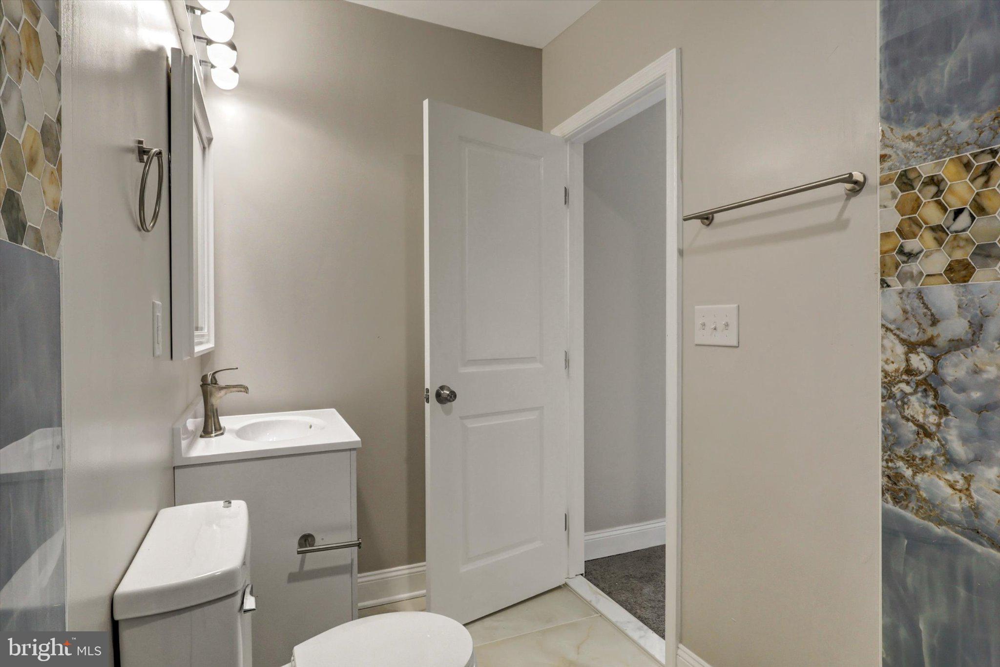 EDNOR GARDENS - LAKESIDE - Residential