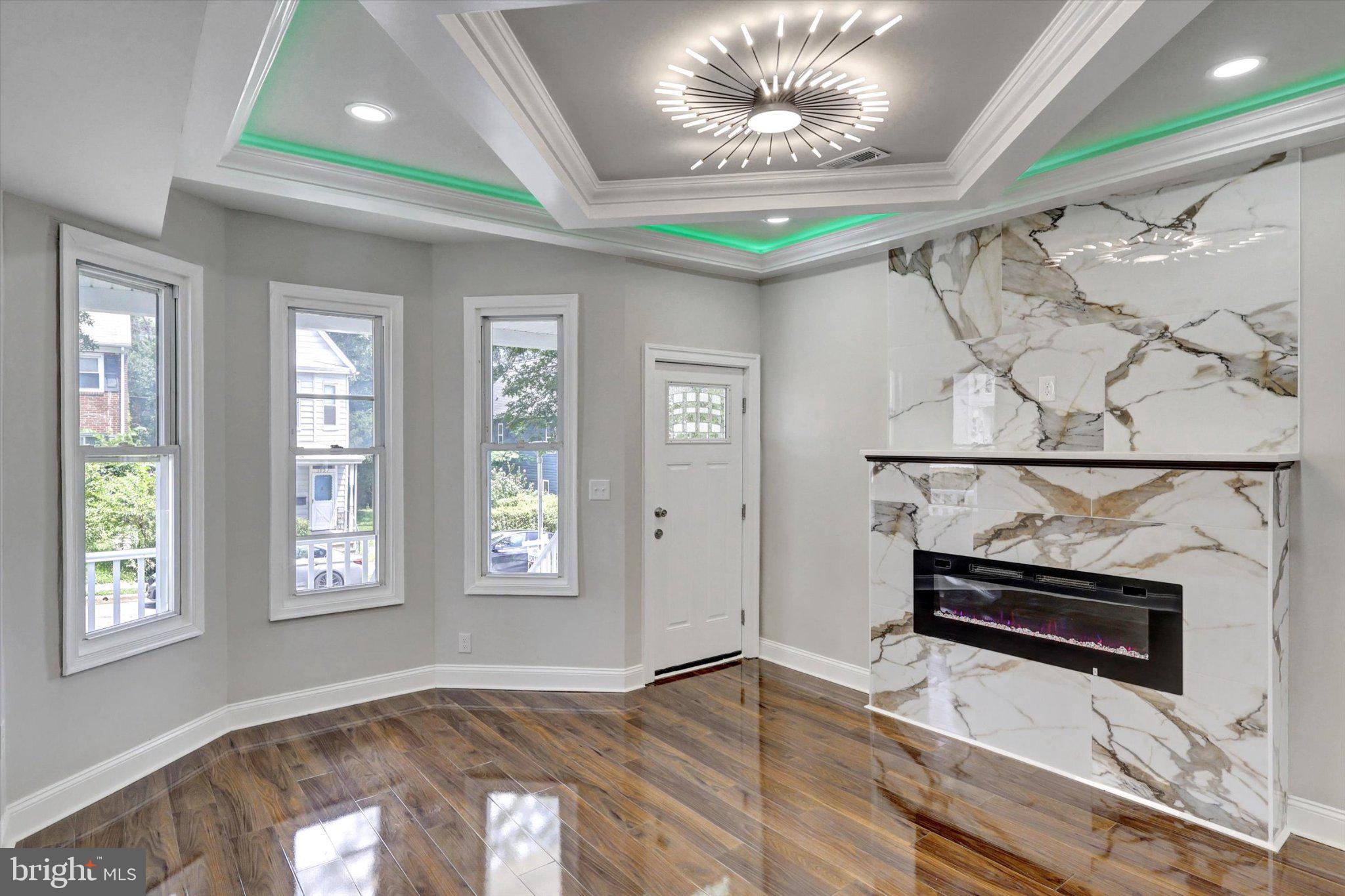 EDNOR GARDENS - LAKESIDE - Residential