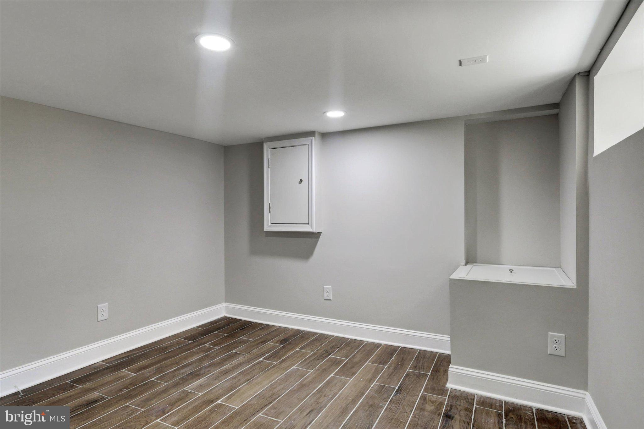 EDNOR GARDENS - LAKESIDE - Residential