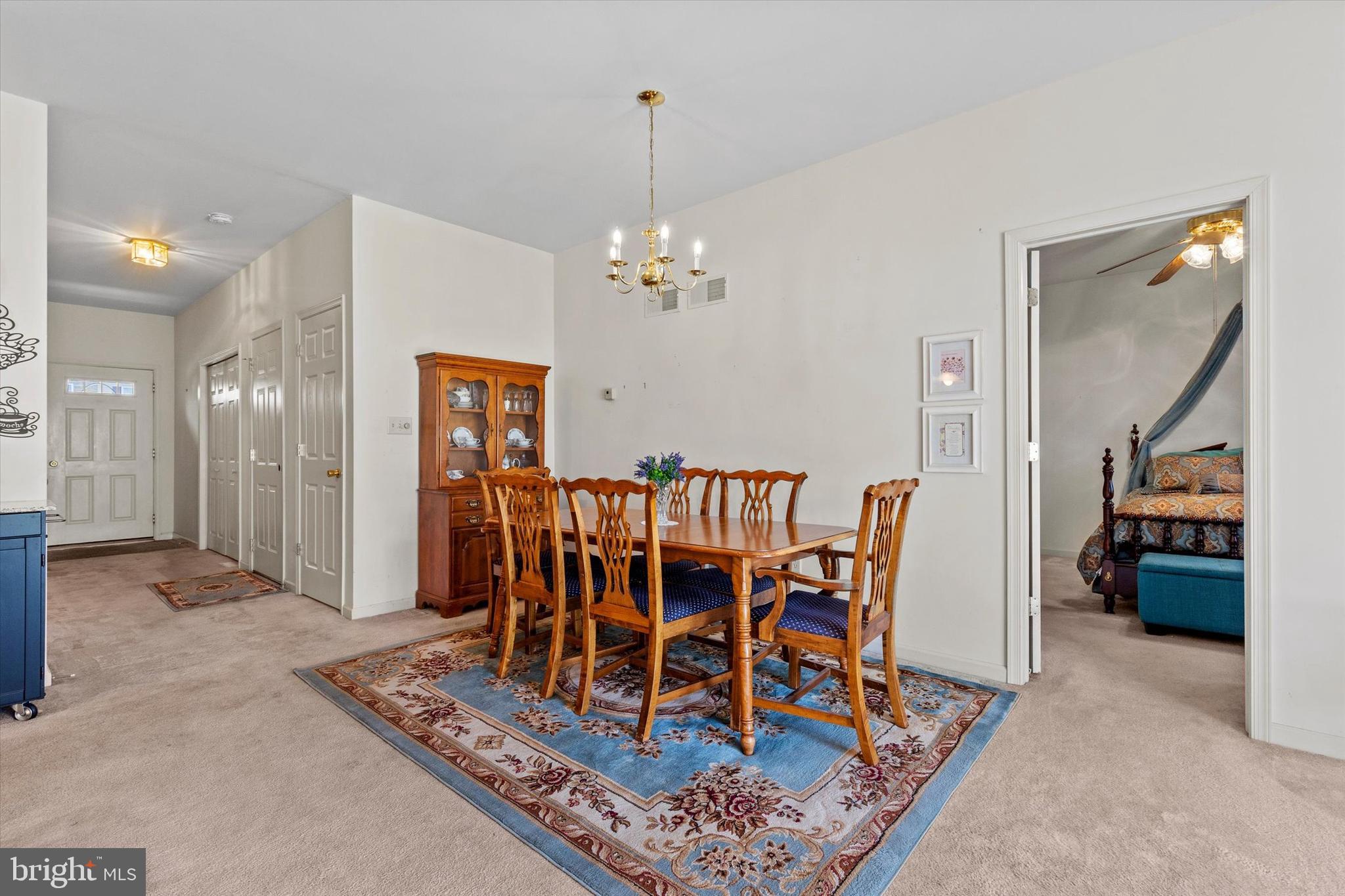 CREEKSIDE - Residential