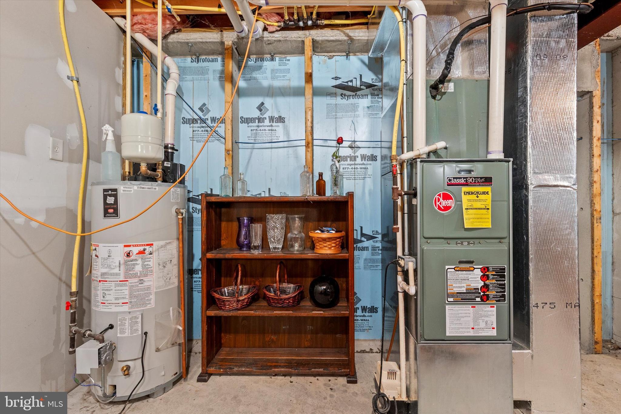 CREEKSIDE - Residential