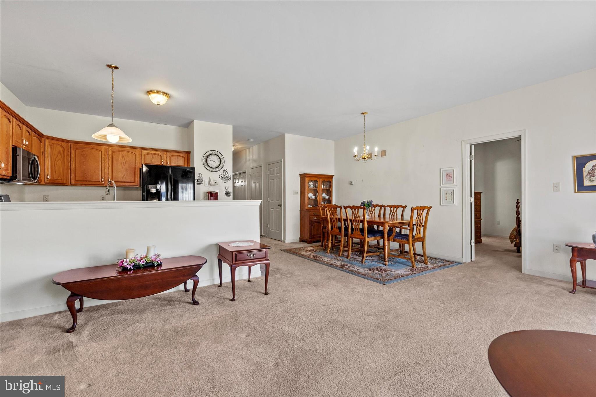 CREEKSIDE - Residential