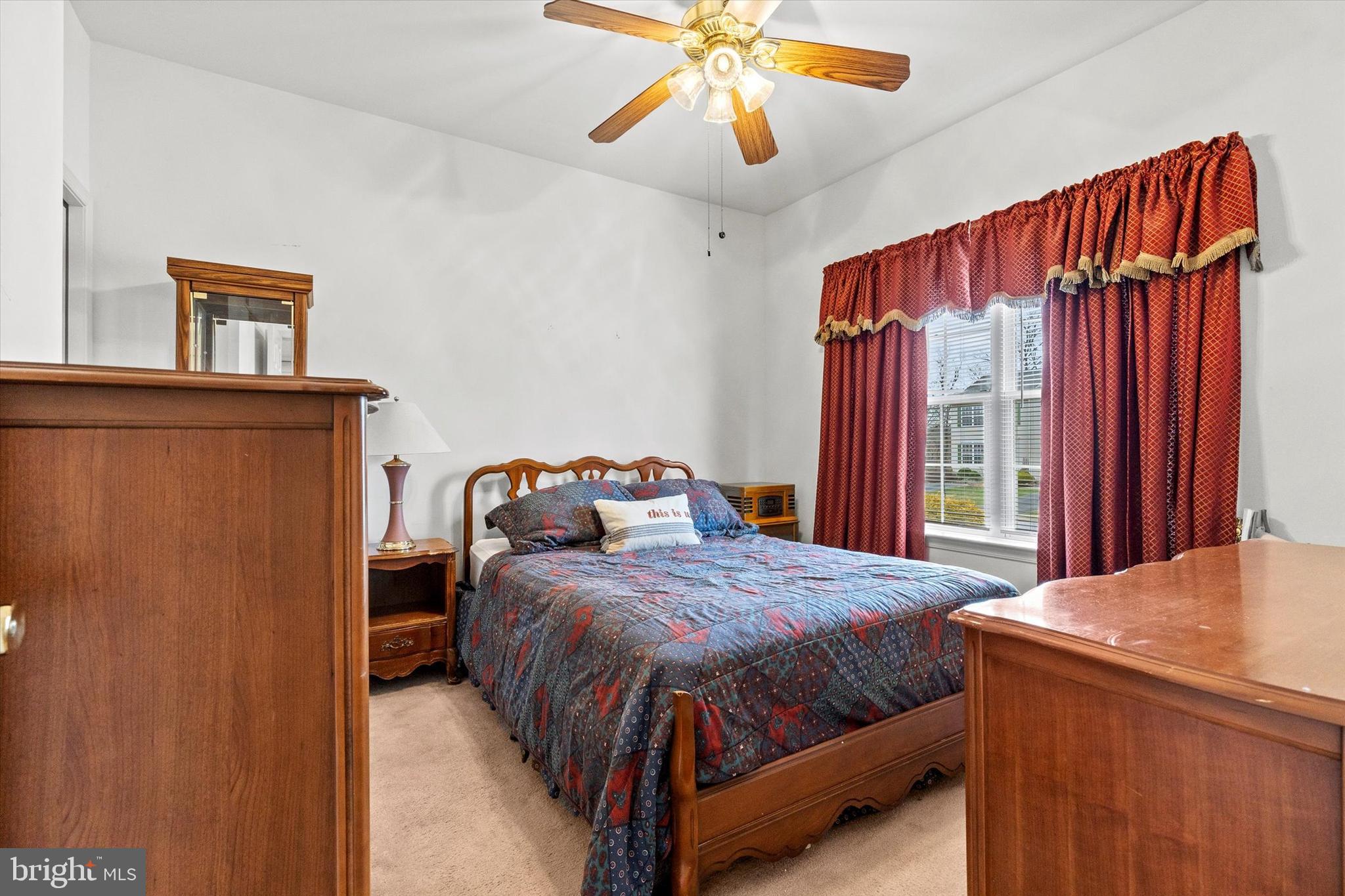 CREEKSIDE - Residential