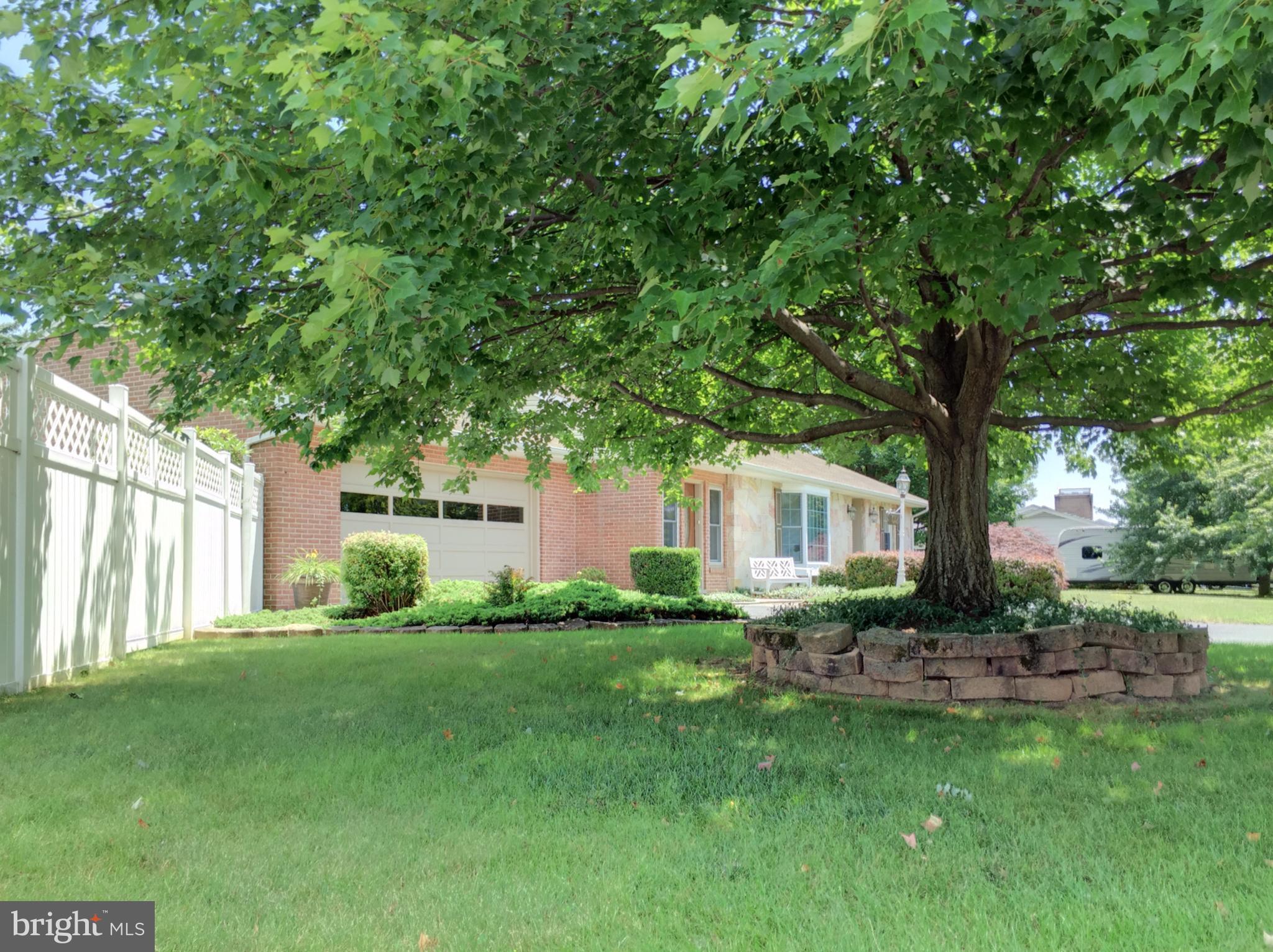 HILLSIDE ESTATES - Residential