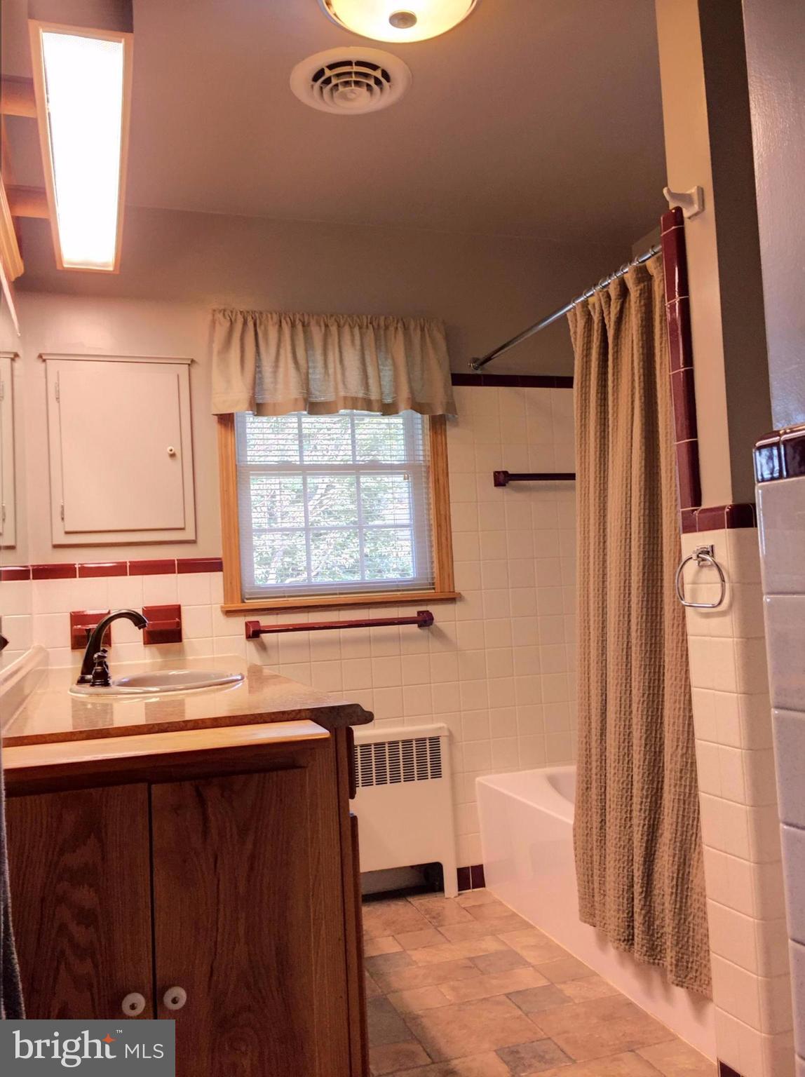 HILLSIDE ESTATES - Residential