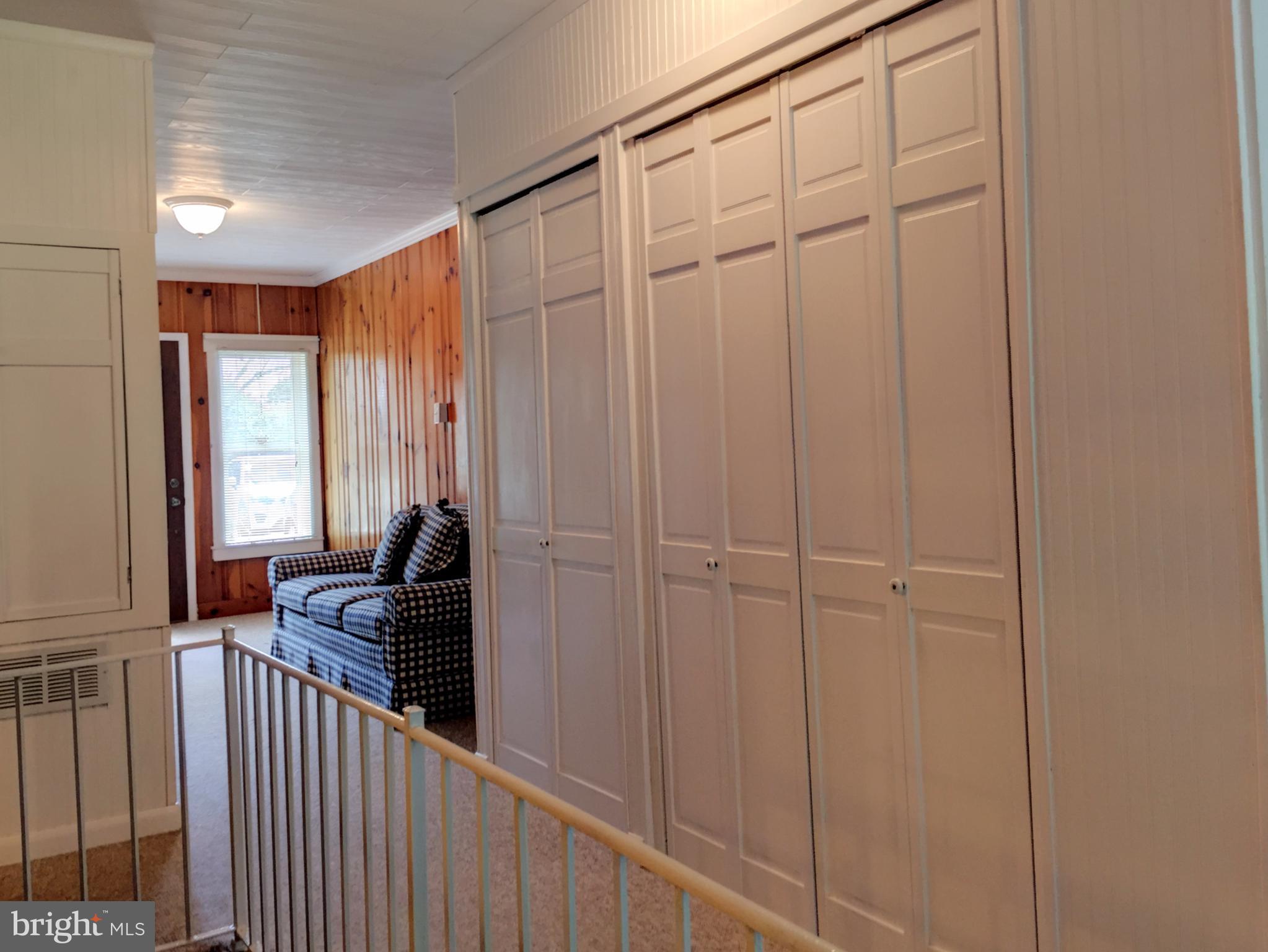 HILLSIDE ESTATES - Residential