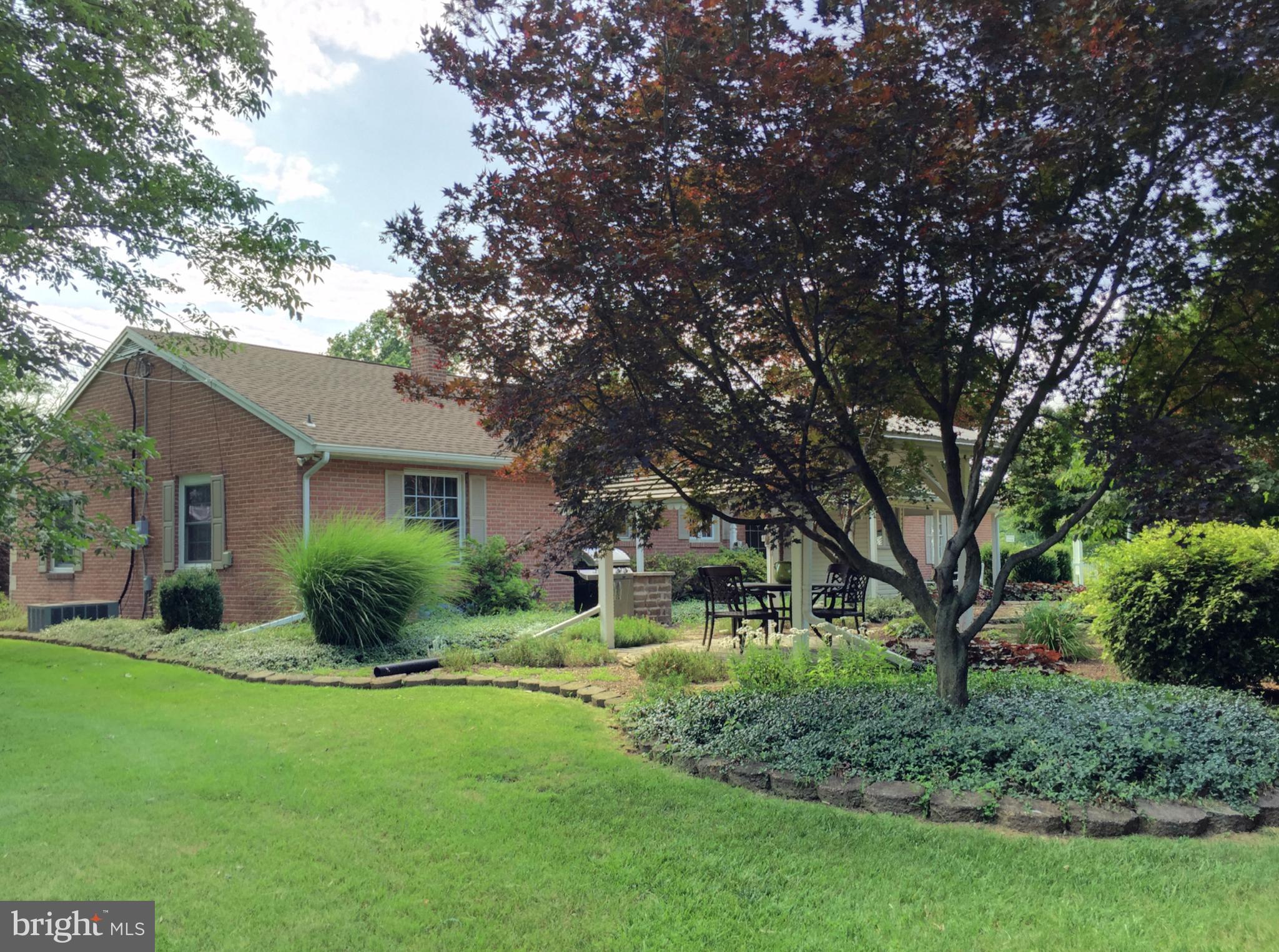 HILLSIDE ESTATES - Residential