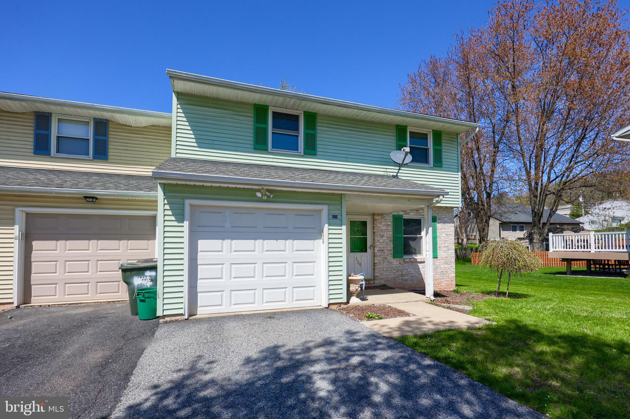 EPHRATA - Residential