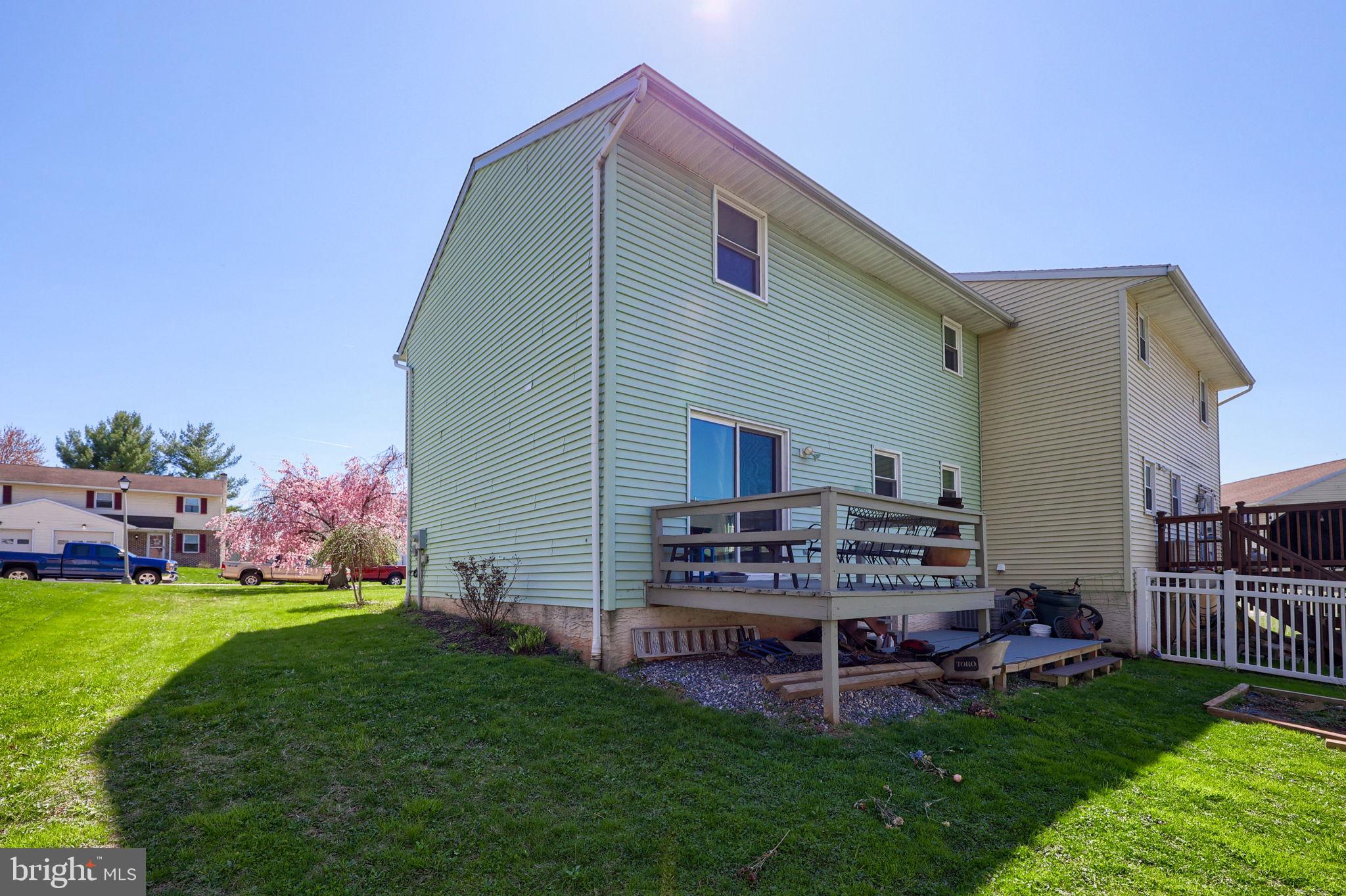 EPHRATA - Residential