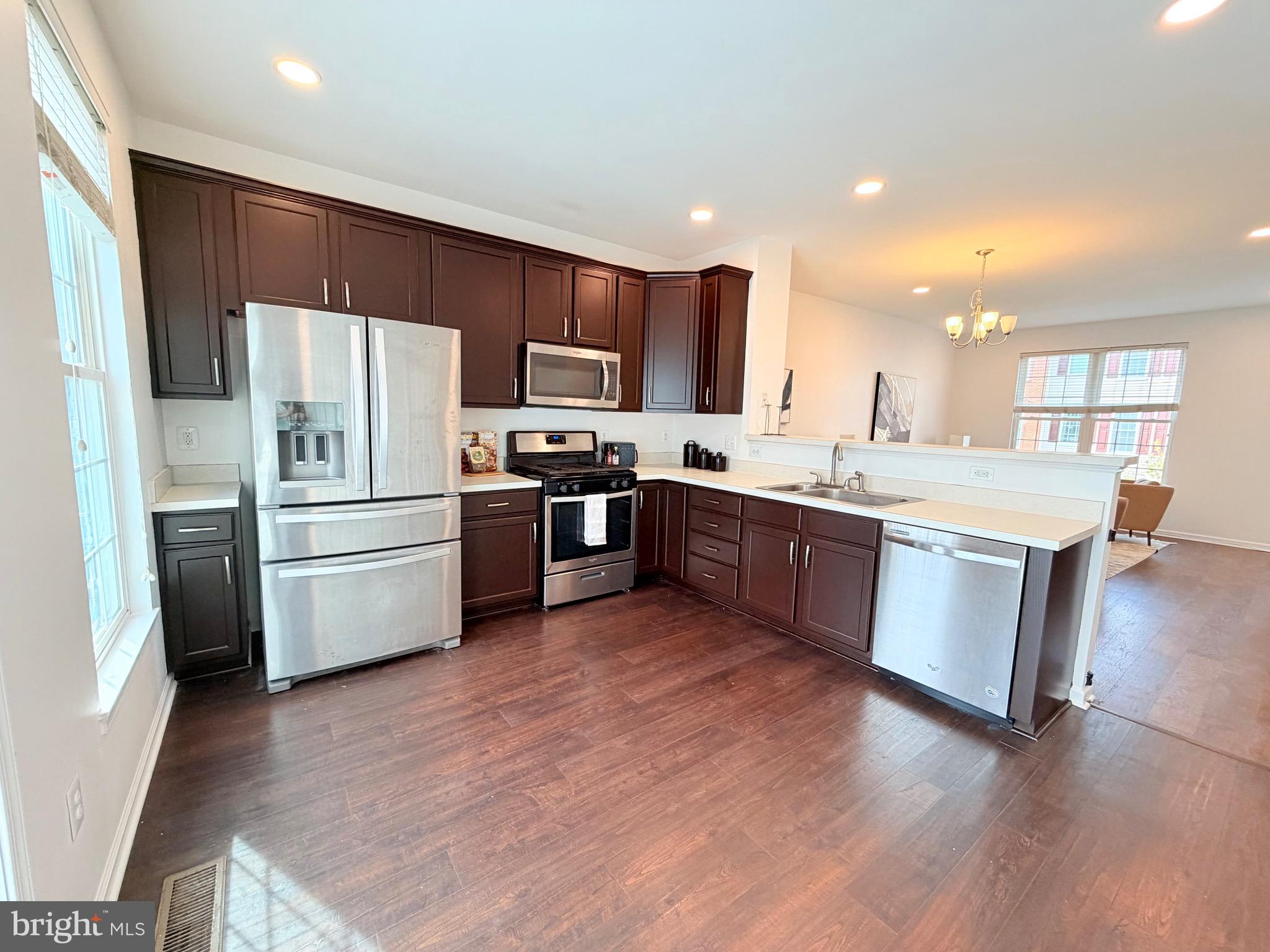 AMBERLEA AT SOUTH RIDING - Residential