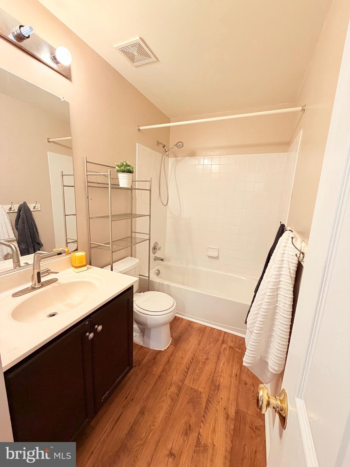 AMBERLEA AT SOUTH RIDING - Residential