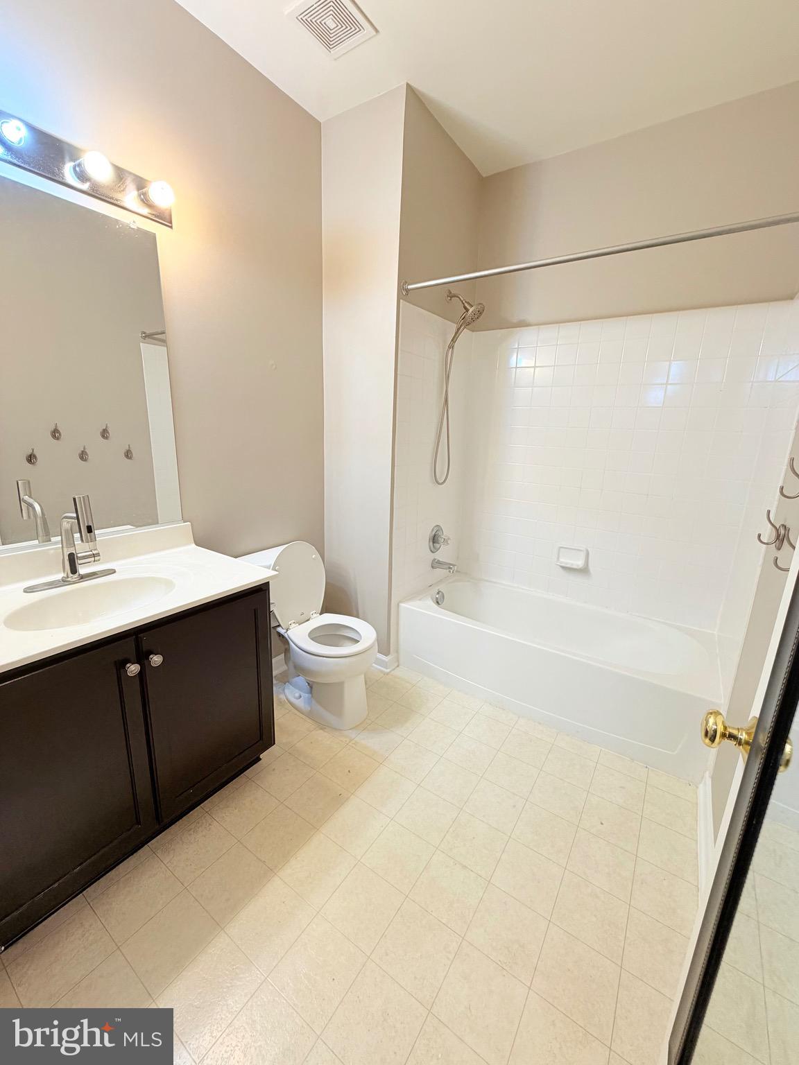 AMBERLEA AT SOUTH RIDING - Residential