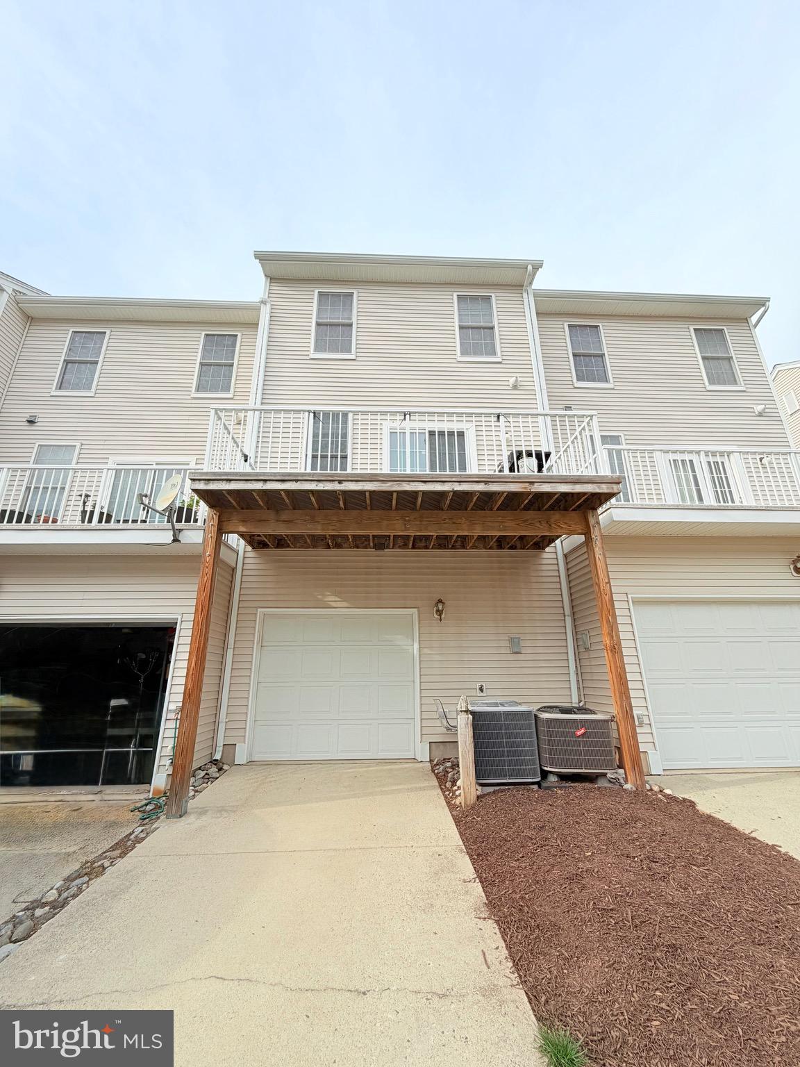 AMBERLEA AT SOUTH RIDING - Residential