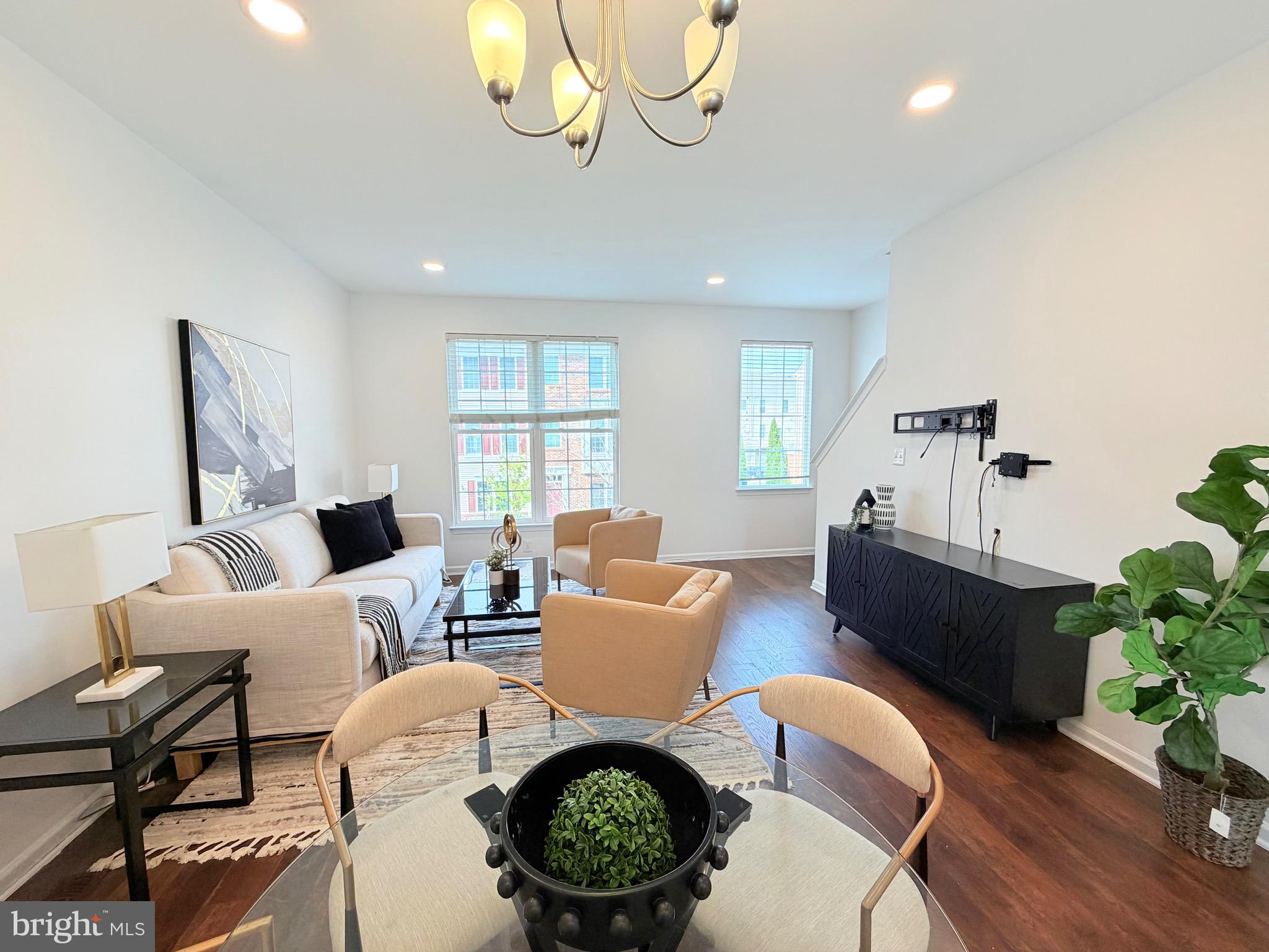 AMBERLEA AT SOUTH RIDING - Residential