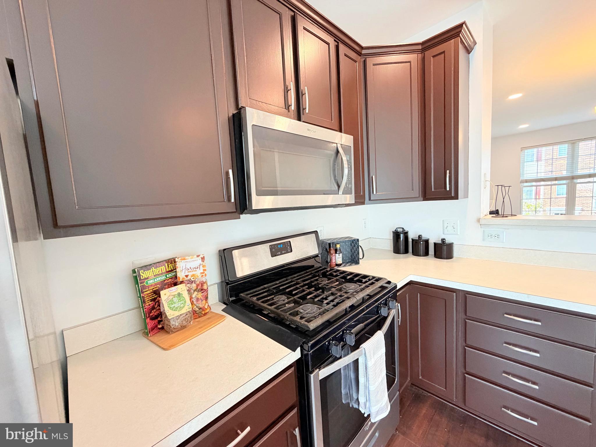 AMBERLEA AT SOUTH RIDING - Residential