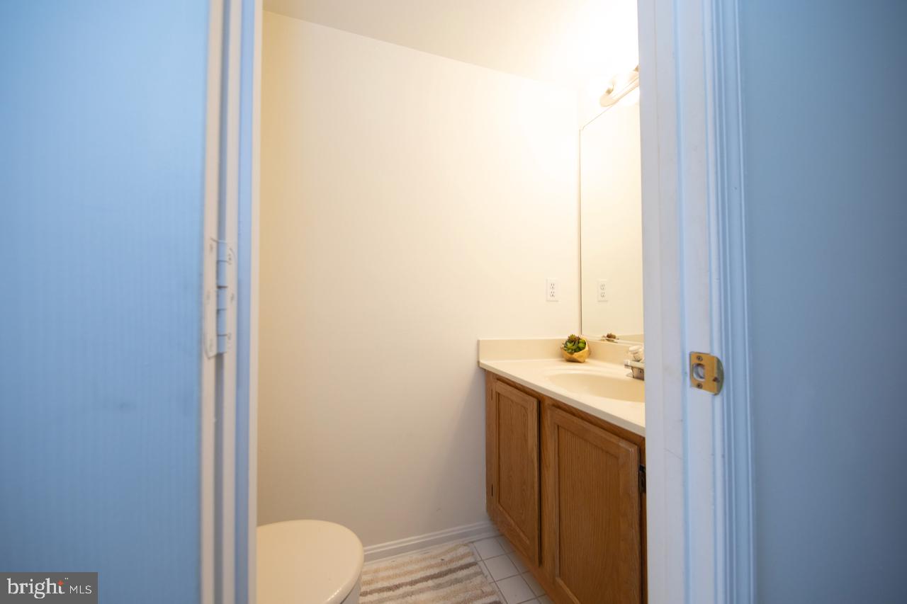 SOUTH HAMPTON - Residential