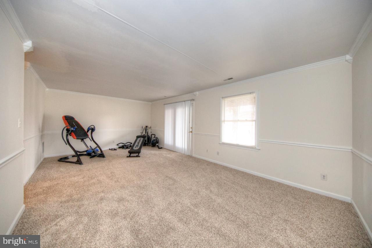 SOUTH HAMPTON - Residential