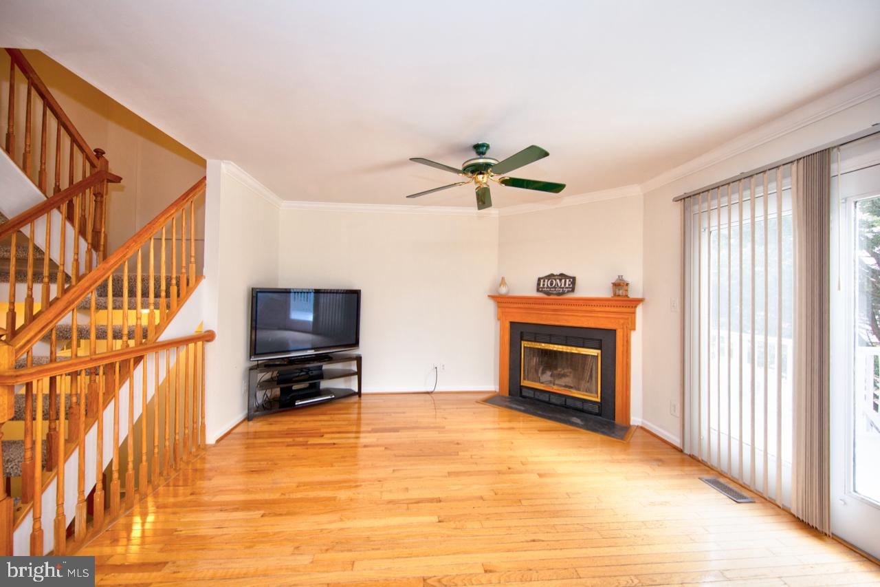 SOUTH HAMPTON - Residential