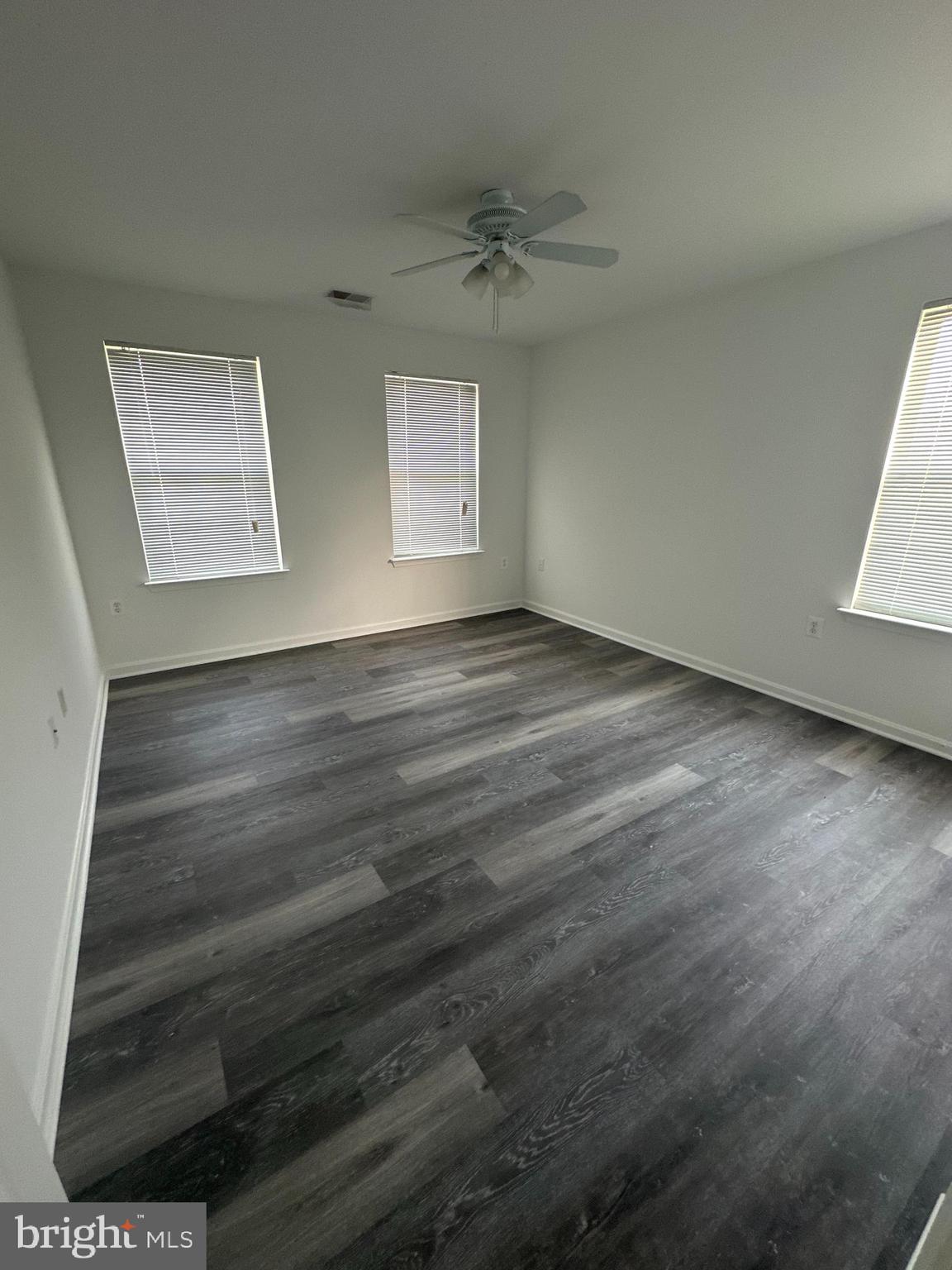 STRAWBERRY HILL EST SUB - Residential