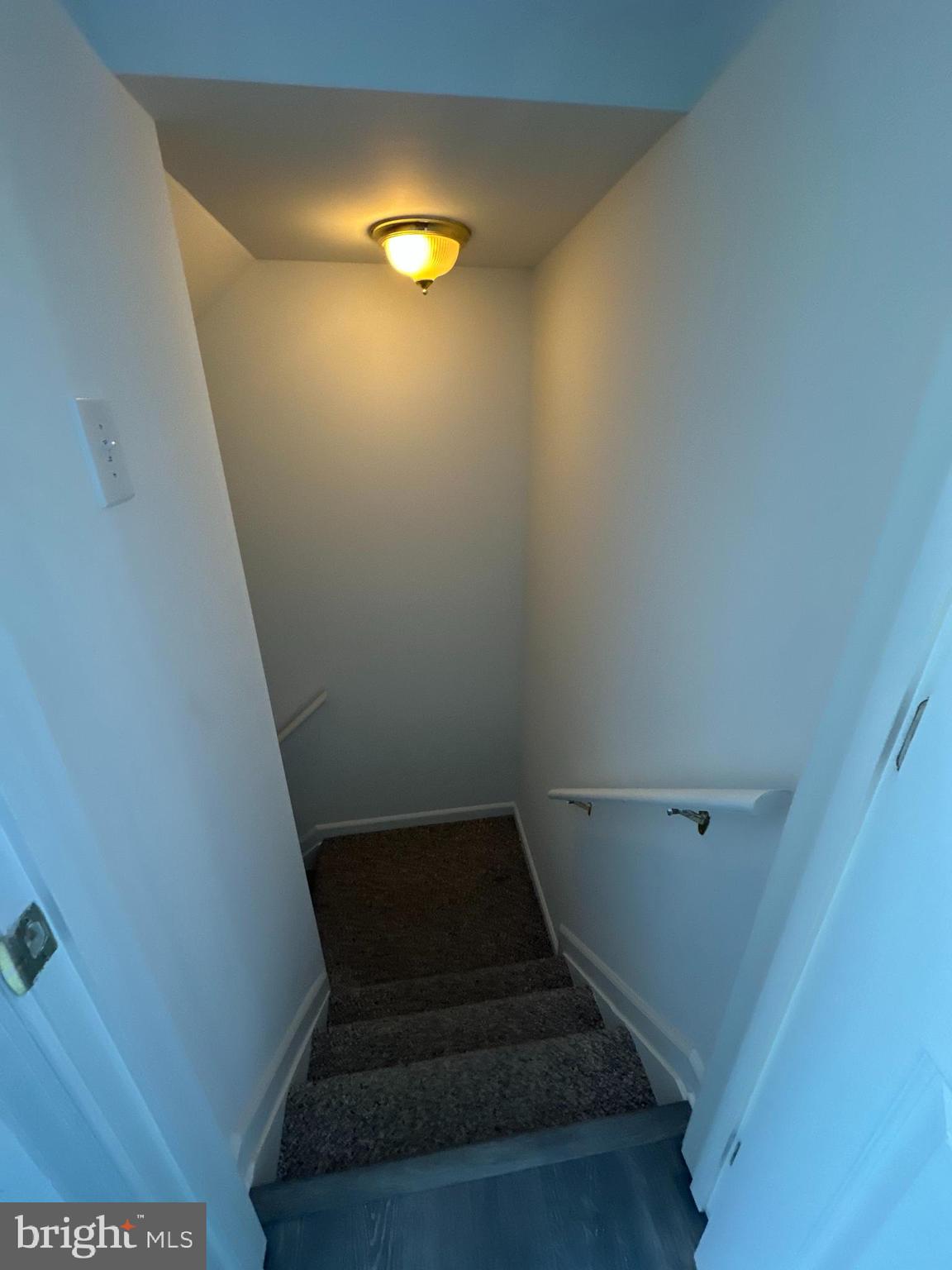 STRAWBERRY HILL EST SUB - Residential