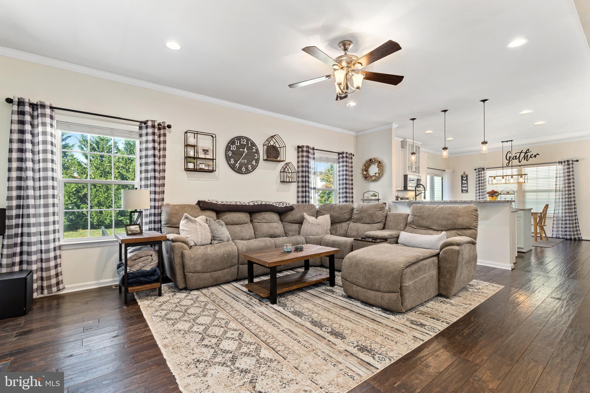 MEDLEY ESTATES - Residential