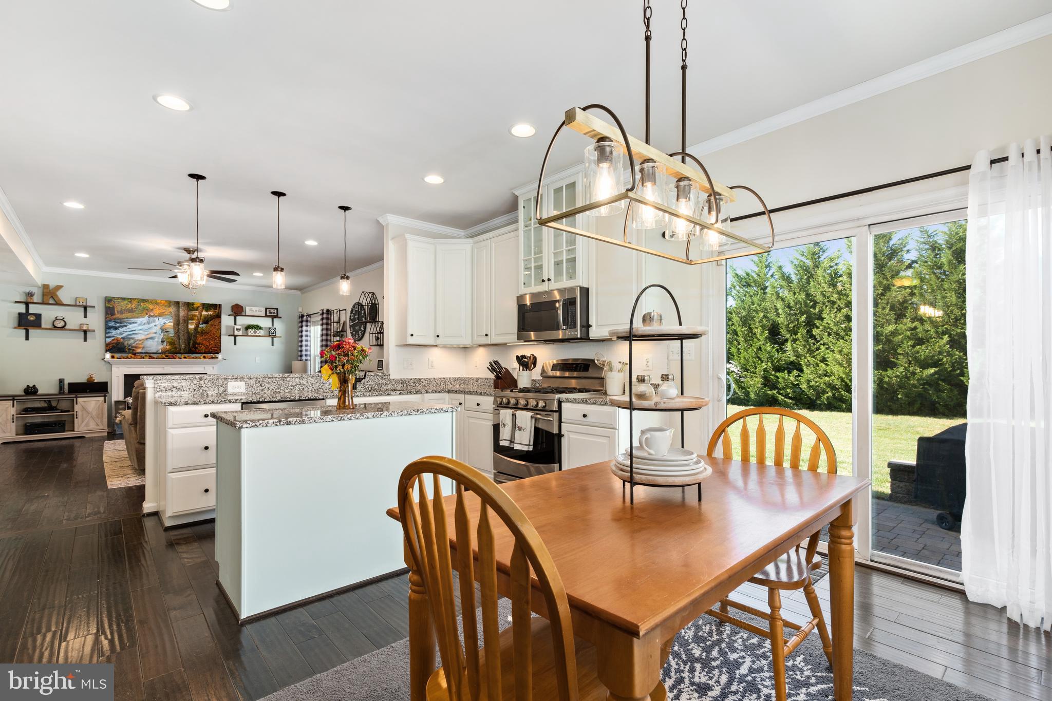 MEDLEY ESTATES - Residential