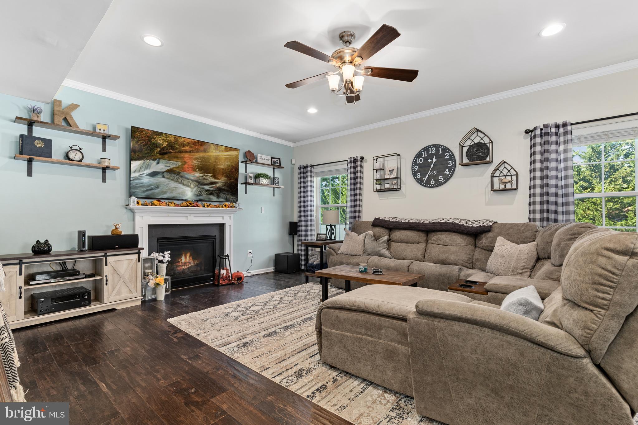 MEDLEY ESTATES - Residential