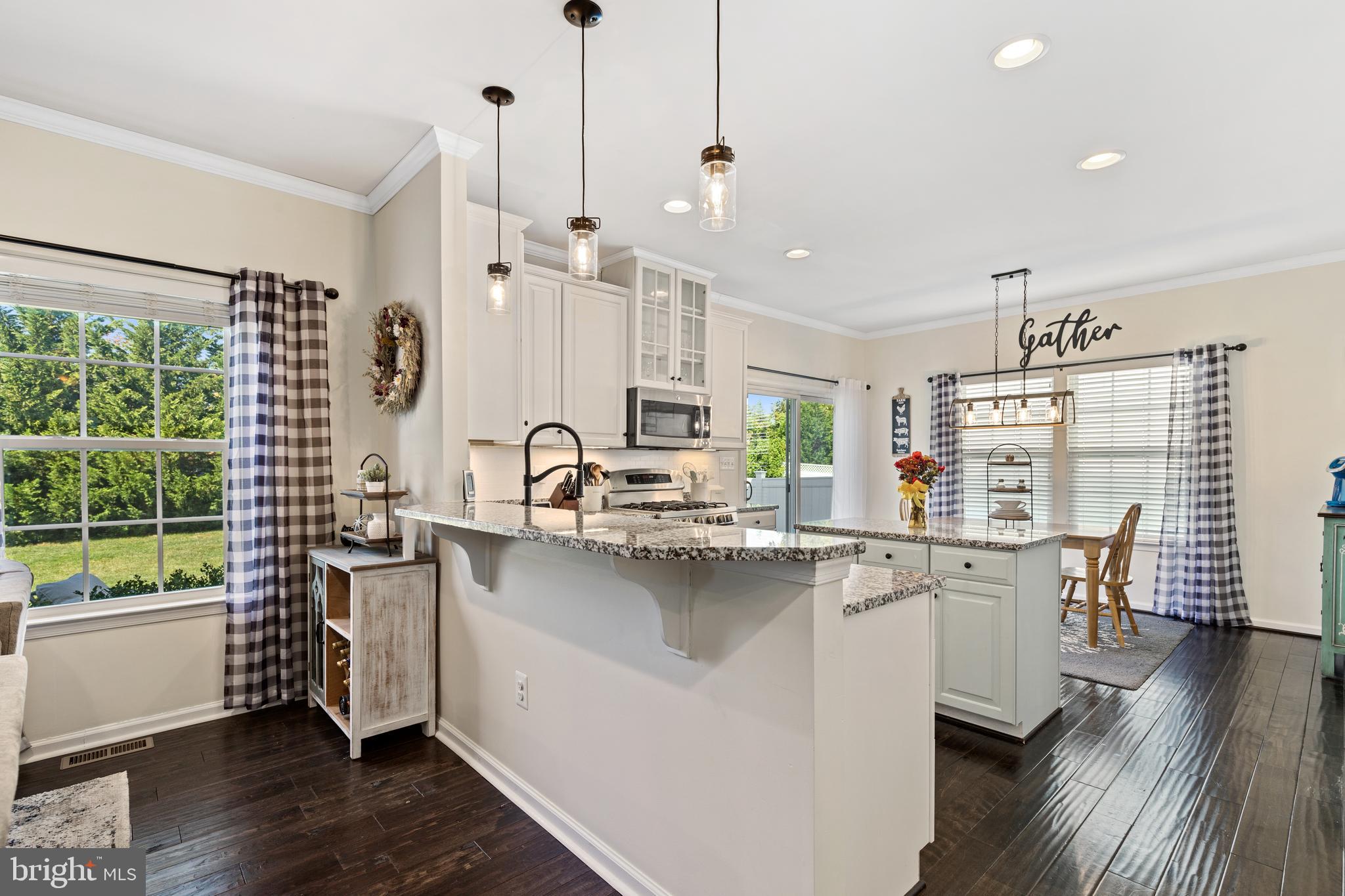 MEDLEY ESTATES - Residential