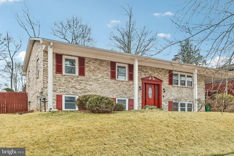 12816 Pine Tree Lane, Fort Washington, MD MLS: MDPG2139624