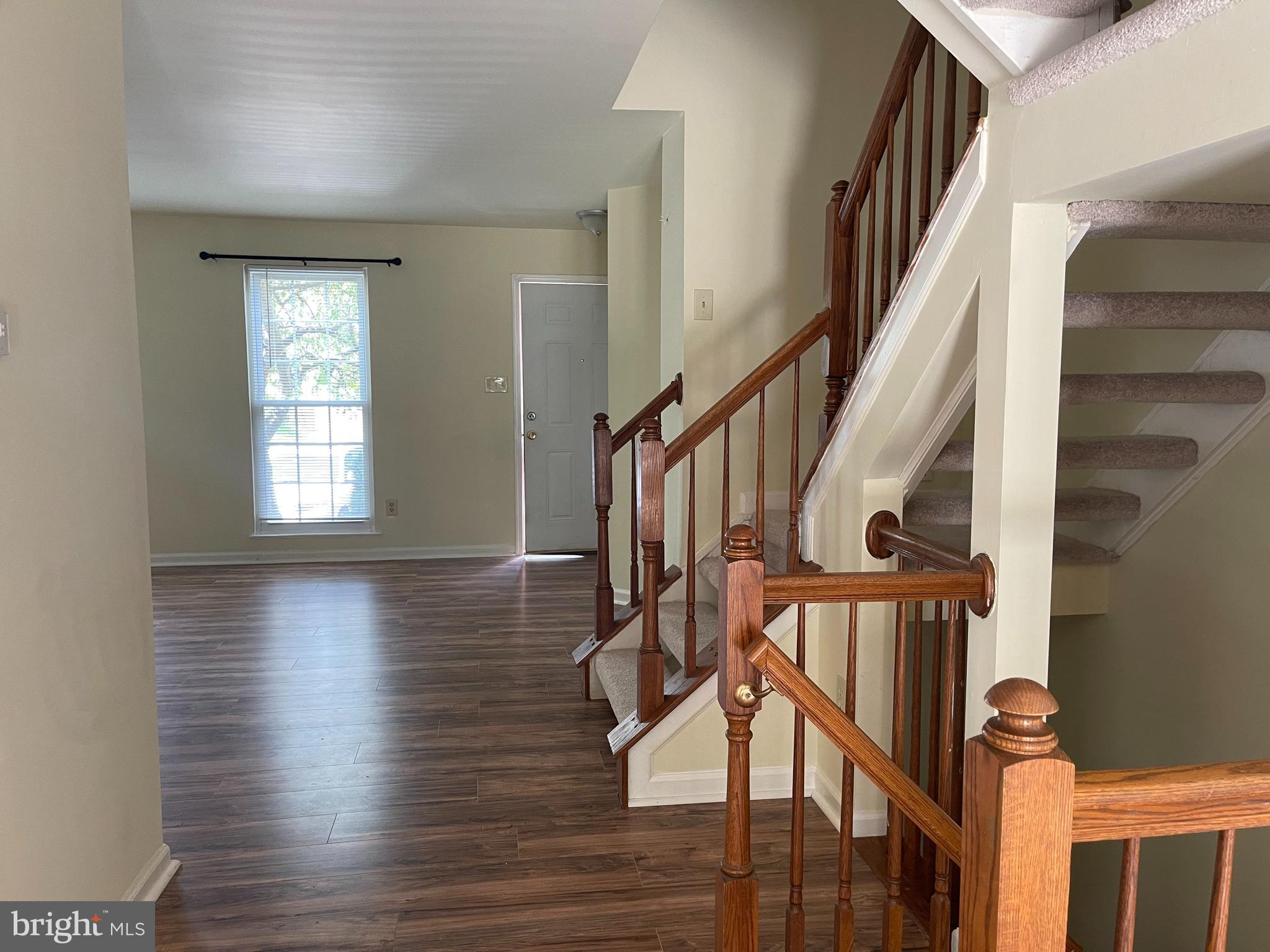 ASHBURN FARM - Residential Lease