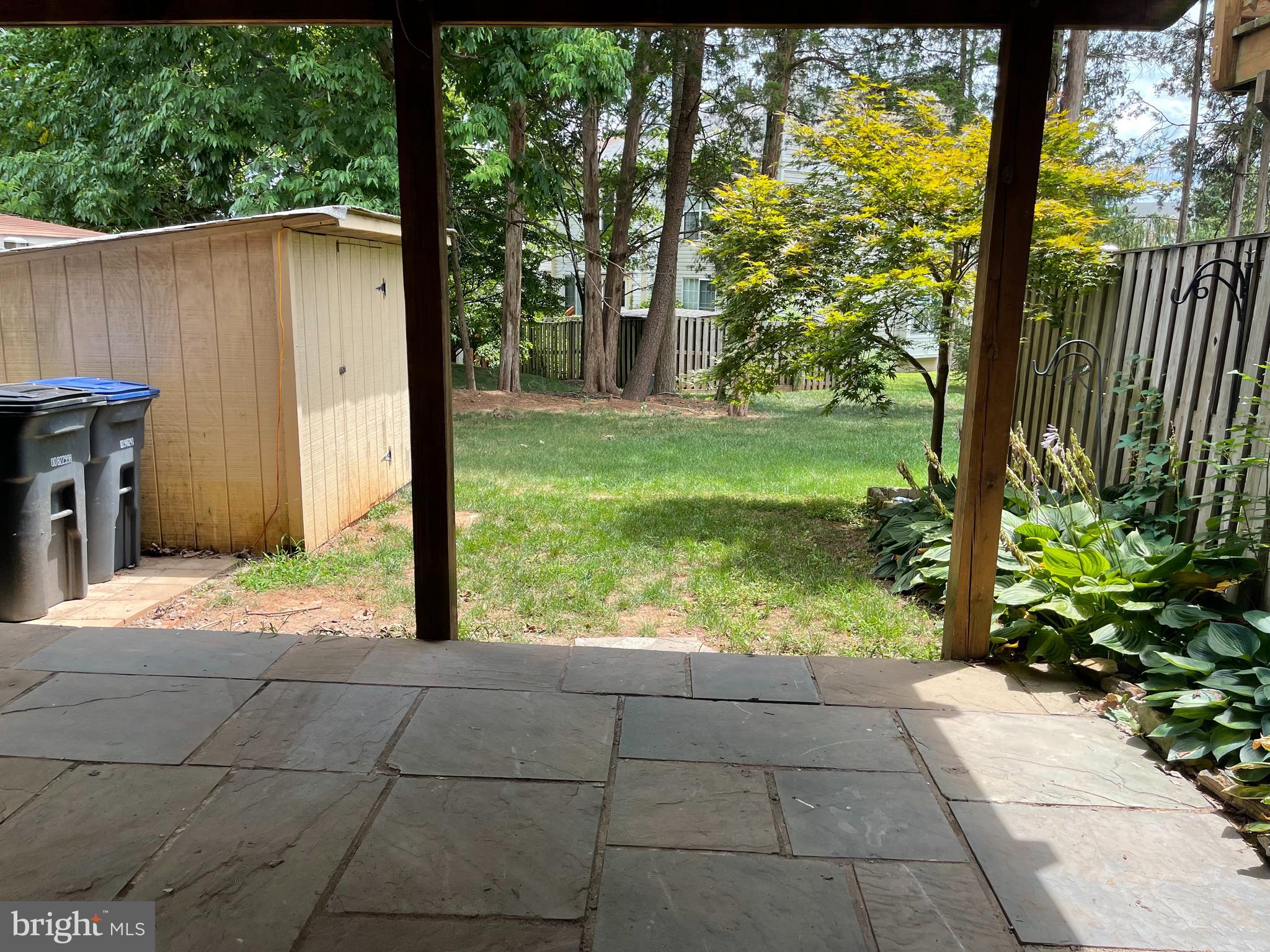 ASHBURN FARM - Residential Lease