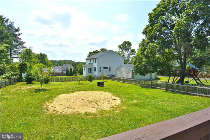 HUNT CLUB ESTATES - Residential