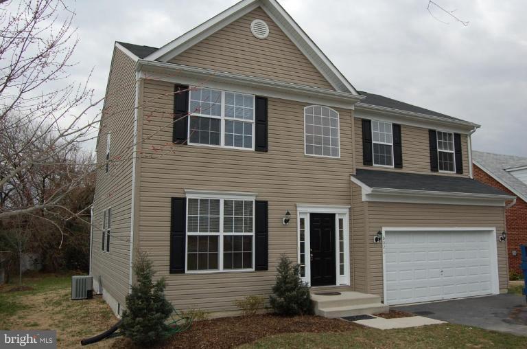 HUNT CLUB ESTATES - Residential