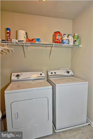 HUNT CLUB ESTATES - Residential