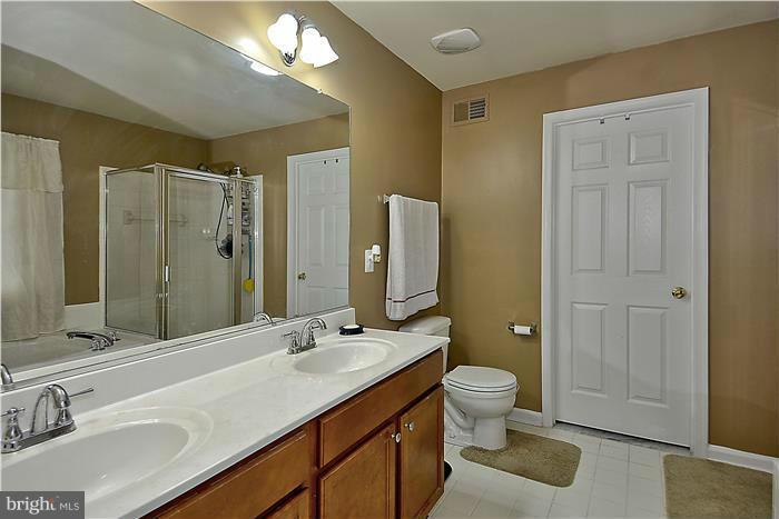 HUNT CLUB ESTATES - Residential