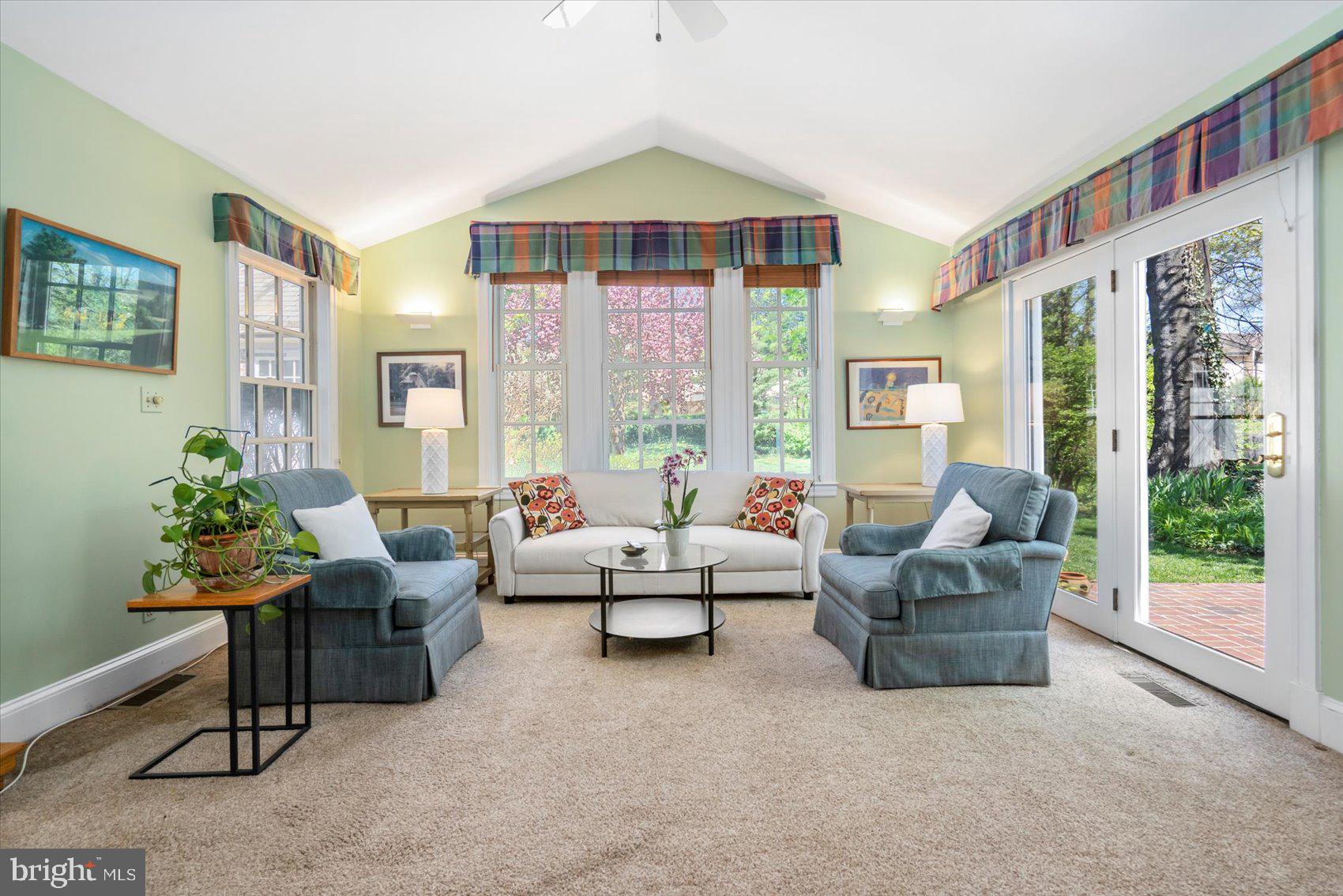 ROLAND PARK - Residential