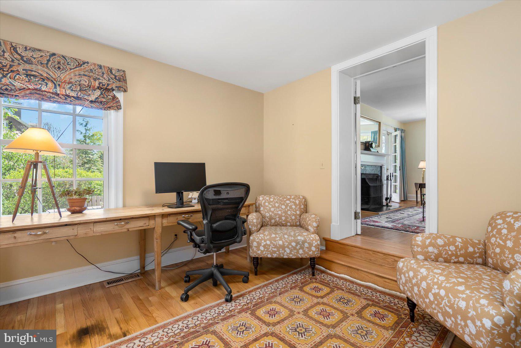 ROLAND PARK - Residential