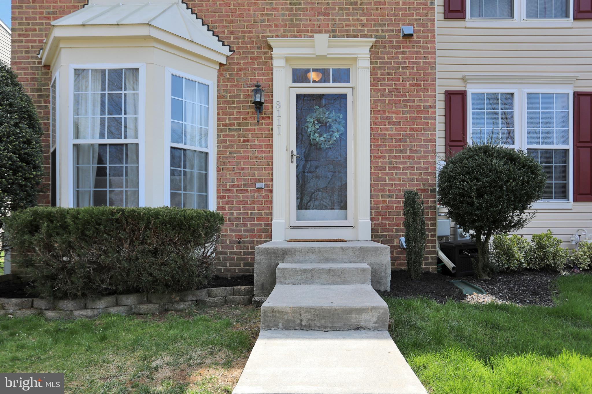 CONSTANT FRIENDSHIP - Residential