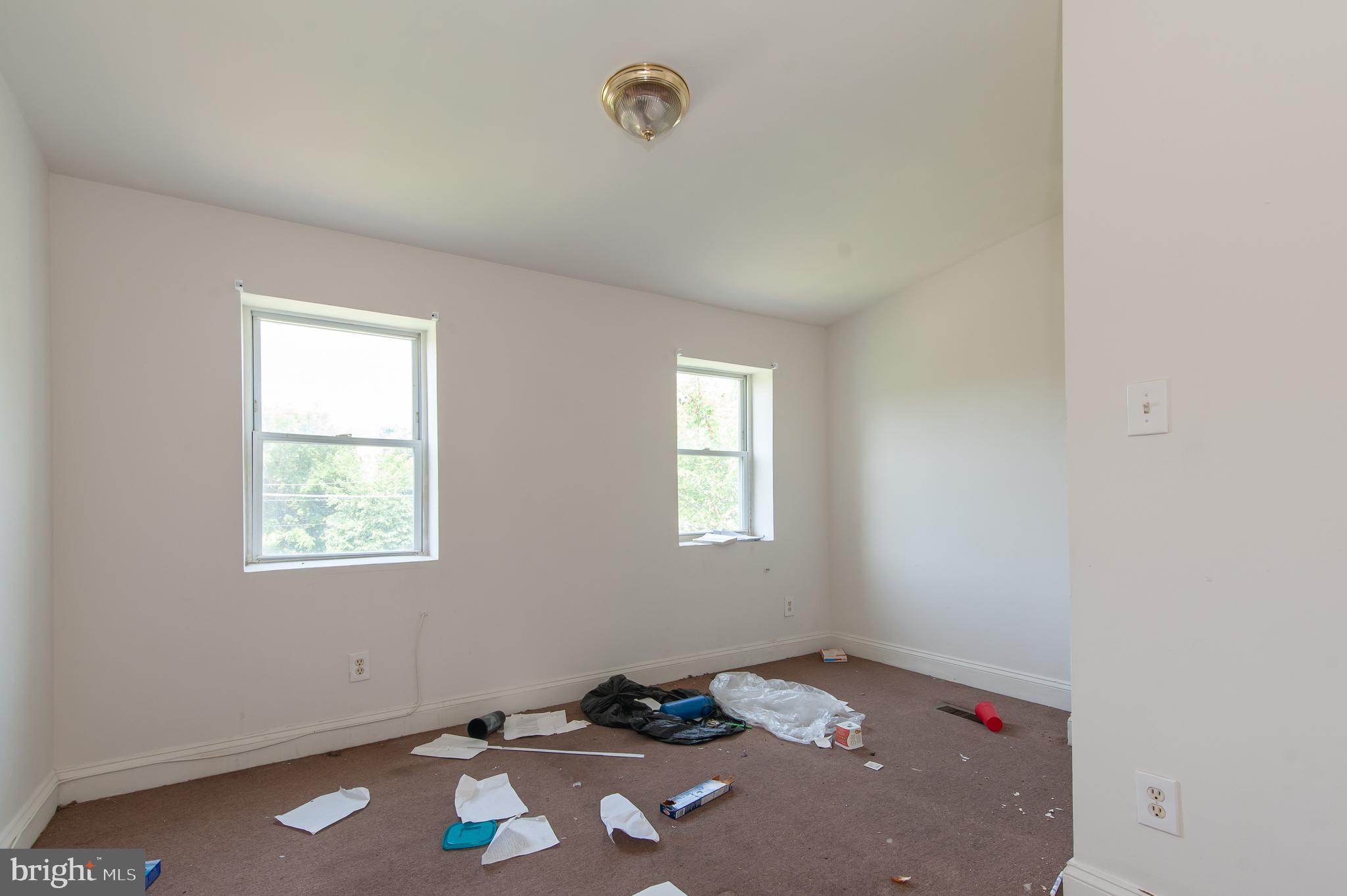 FRANKLIN SQUARE HISTORIC DISTRICT - Residential