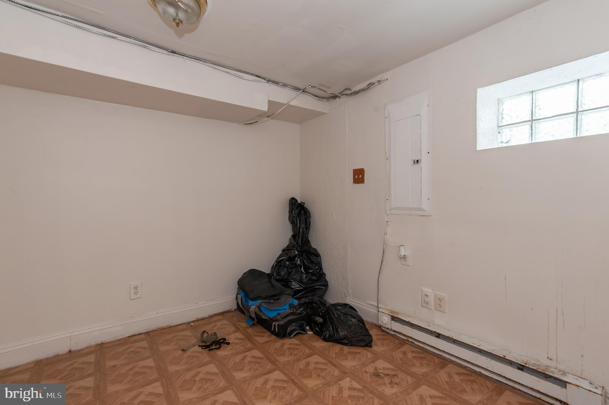 FRANKLIN SQUARE HISTORIC DISTRICT - Residential