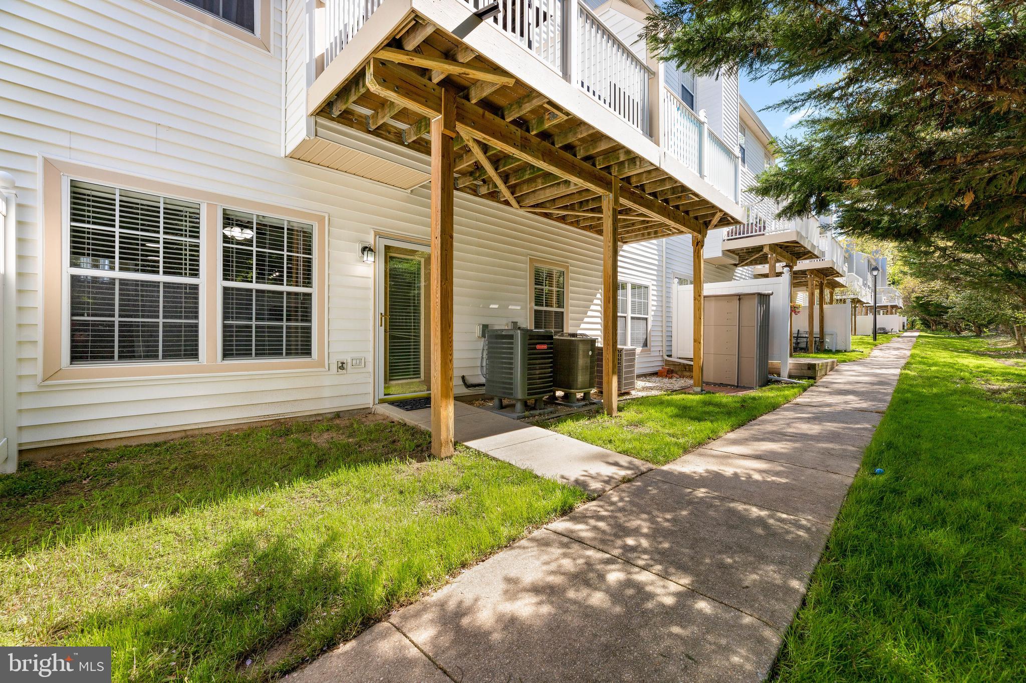 CEDAR GROVE AT CROFTON - Residential