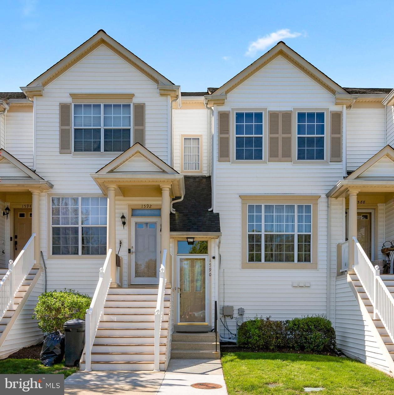 CEDAR GROVE AT CROFTON - Residential