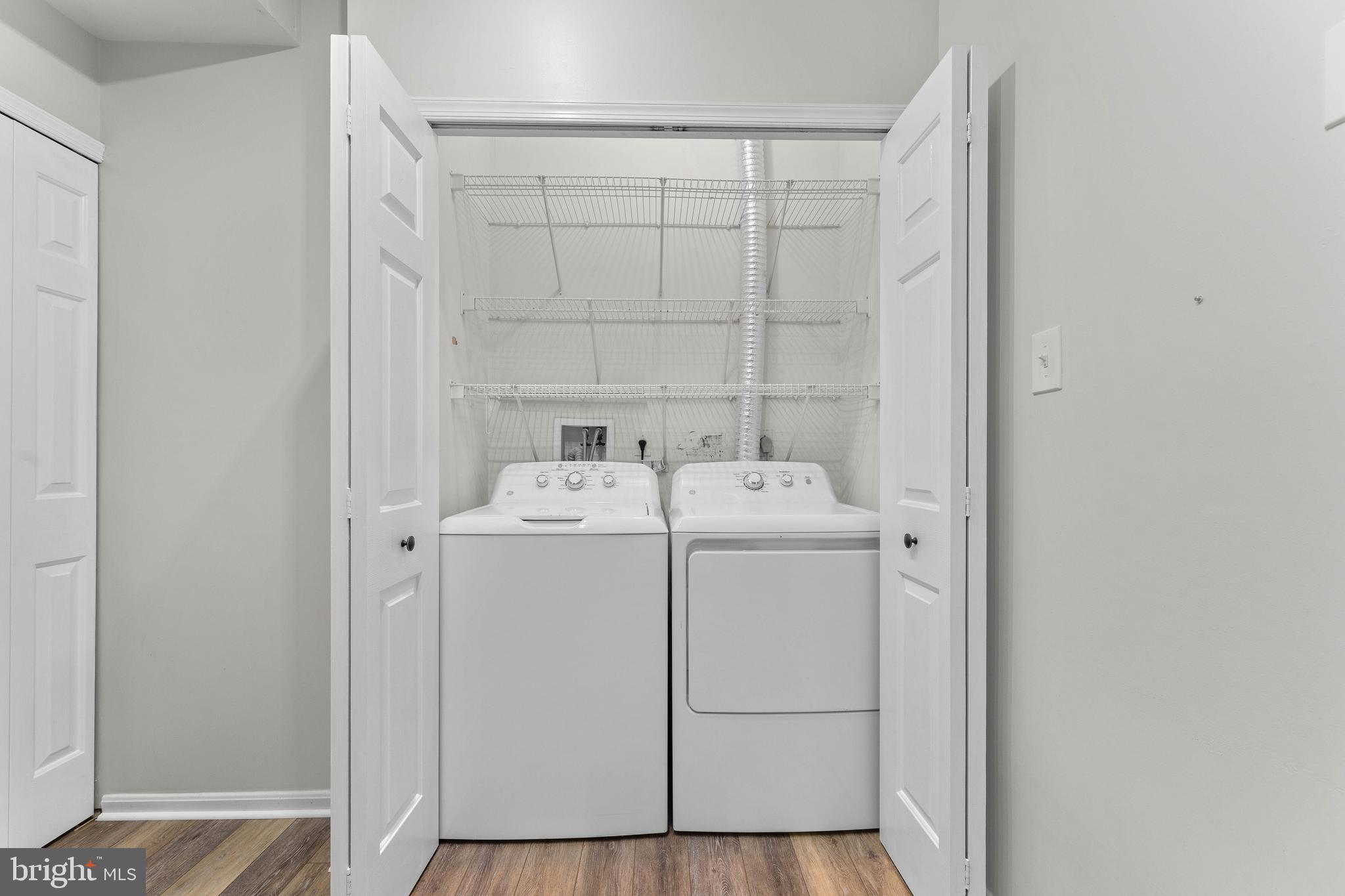 CEDAR GROVE AT CROFTON - Residential