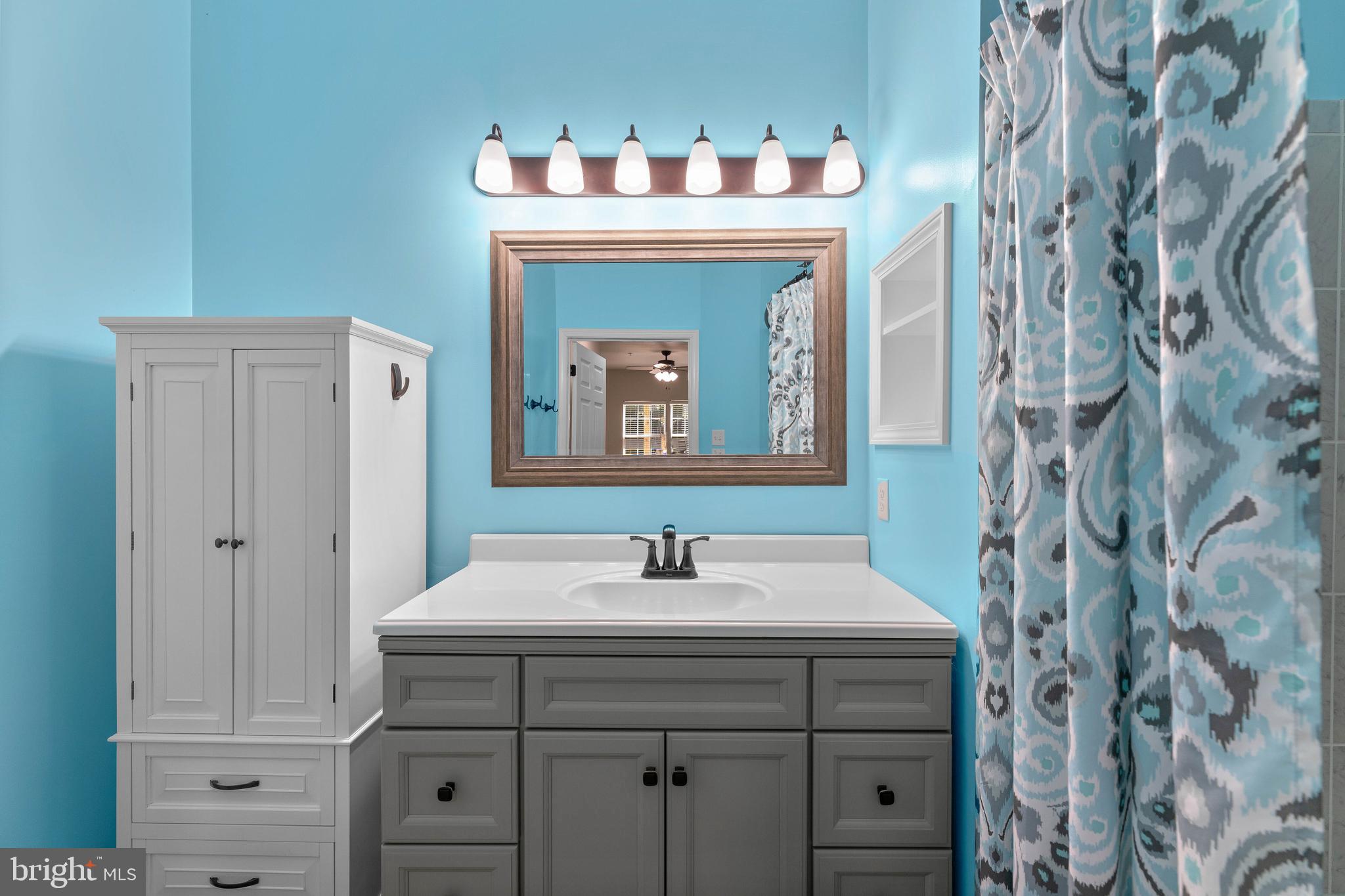 CEDAR GROVE AT CROFTON - Residential