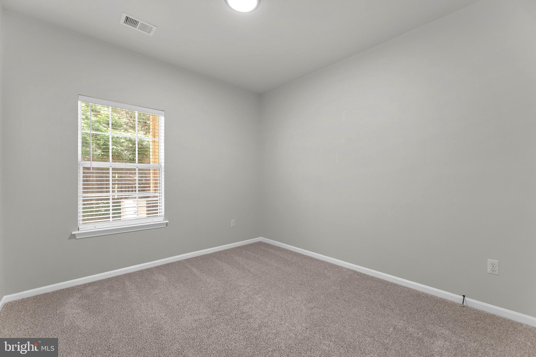 CEDAR GROVE AT CROFTON - Residential