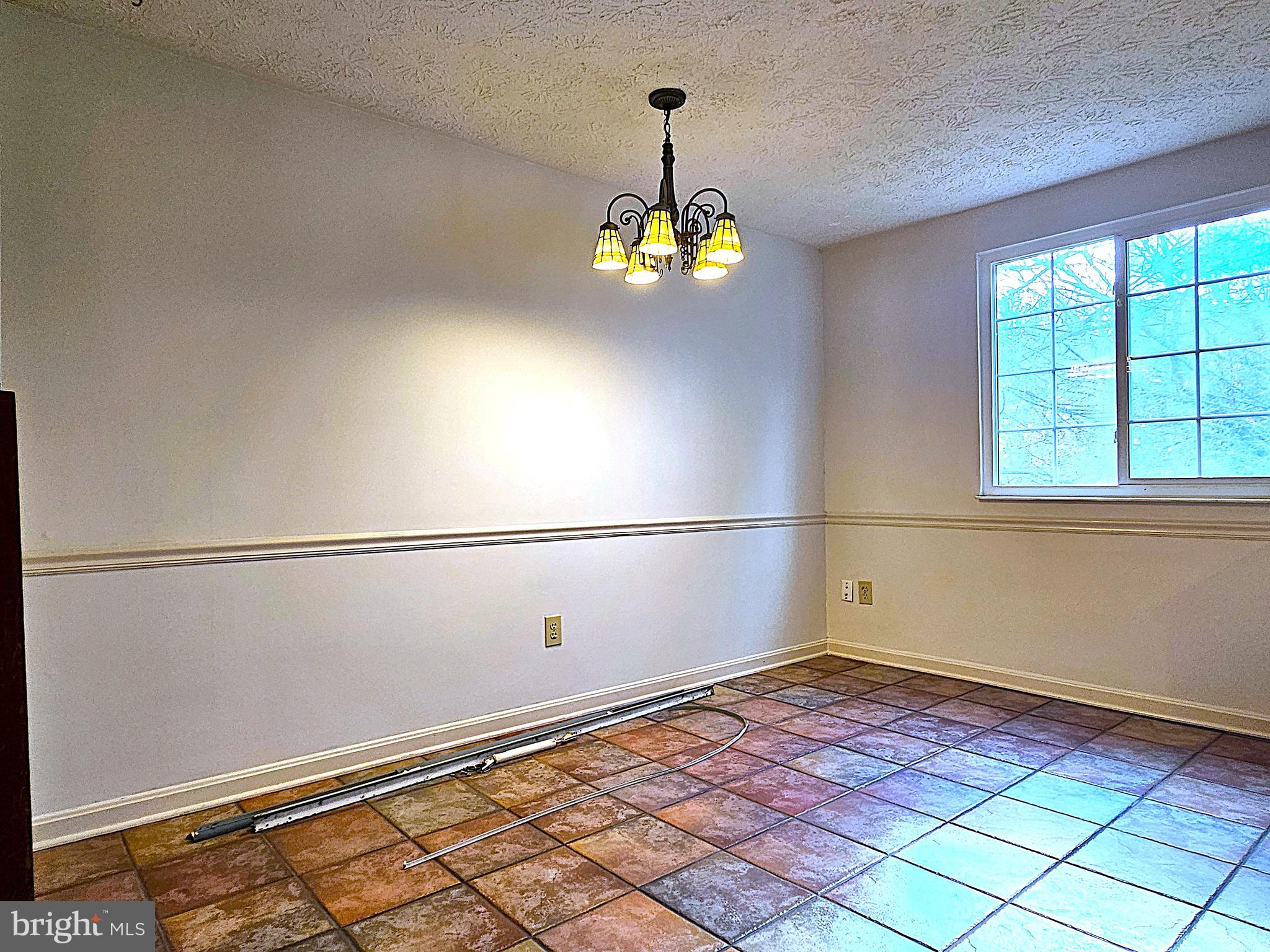 RESTON - Residential Lease