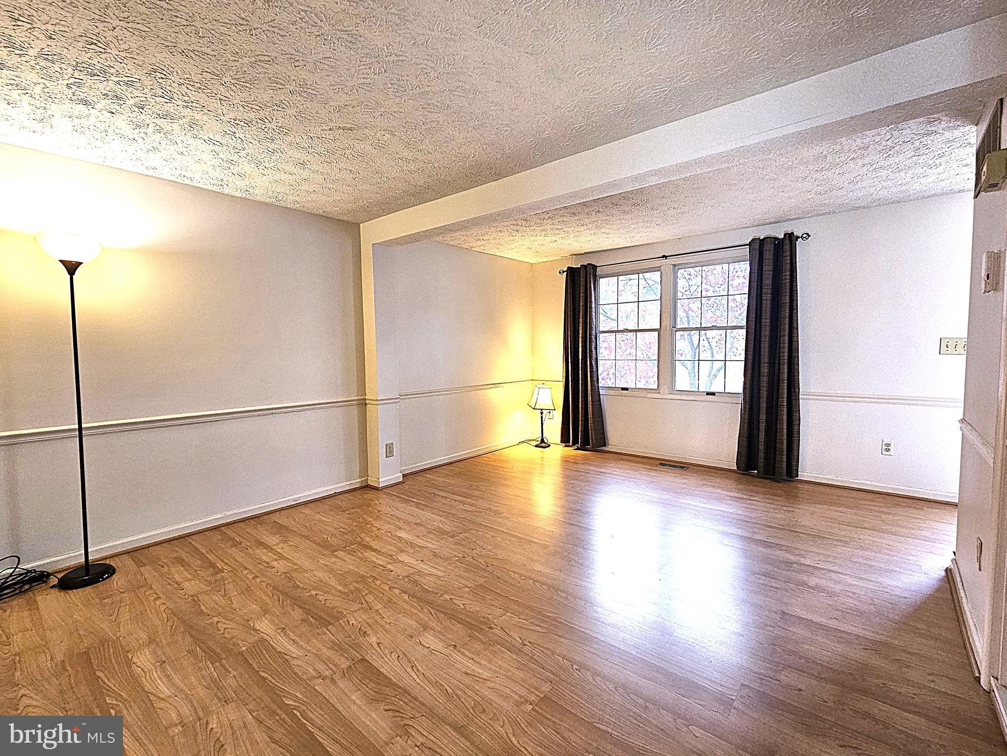 RESTON - Residential Lease