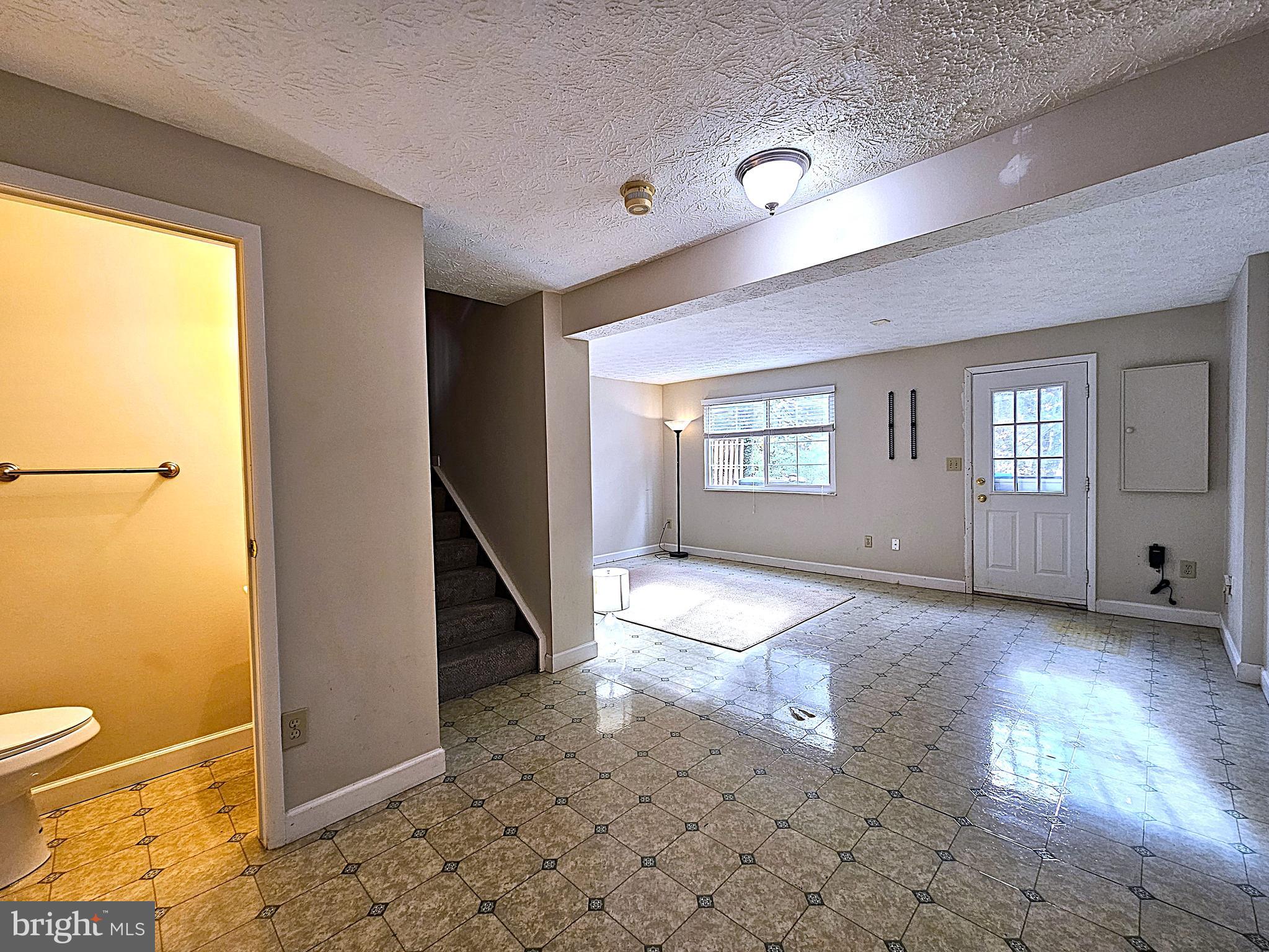 RESTON - Residential Lease