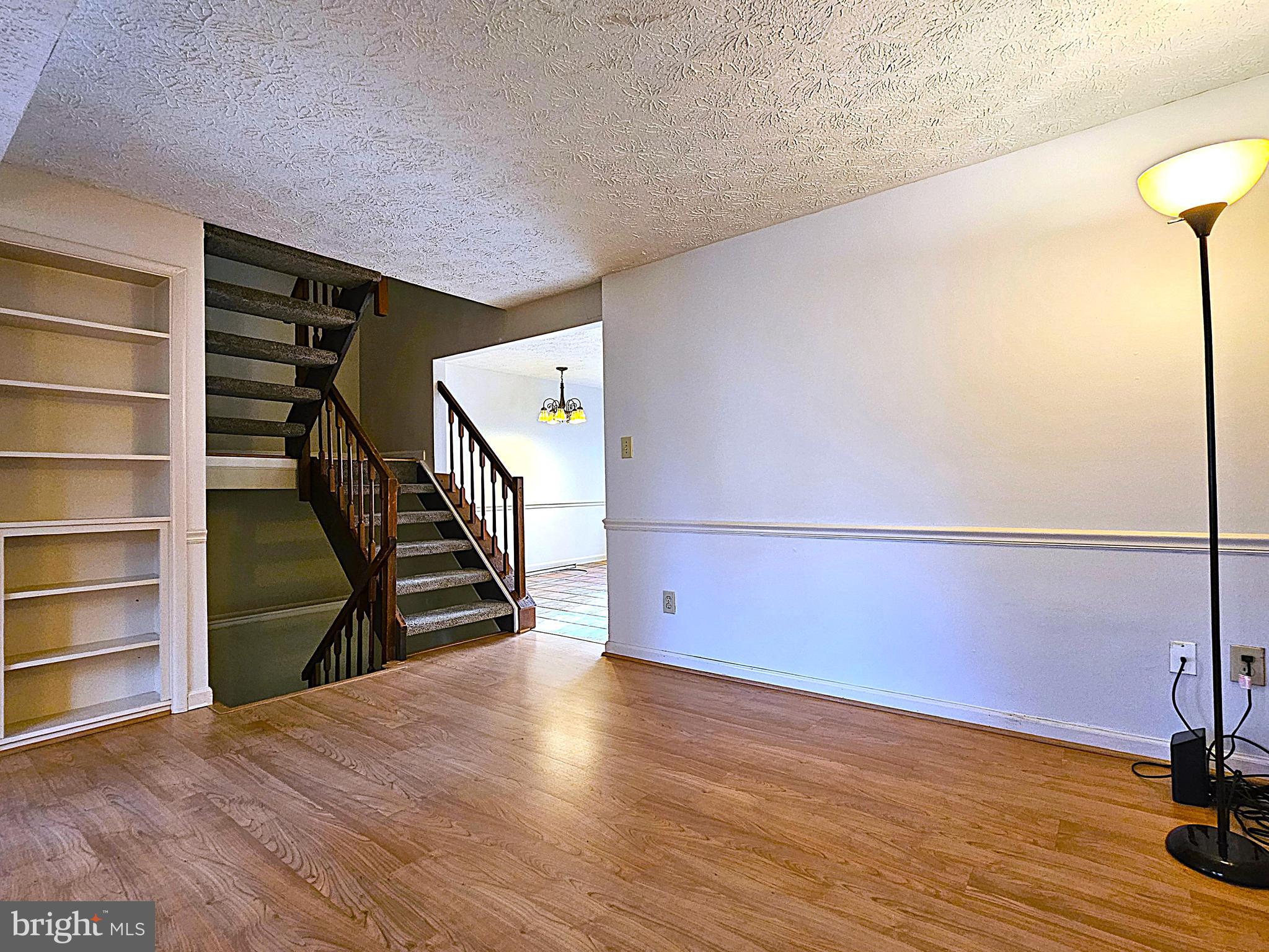 RESTON - Residential Lease