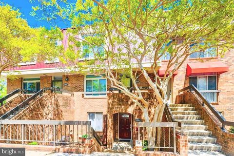 624 15TH STREET S 1 ARLINGTON VA 22202